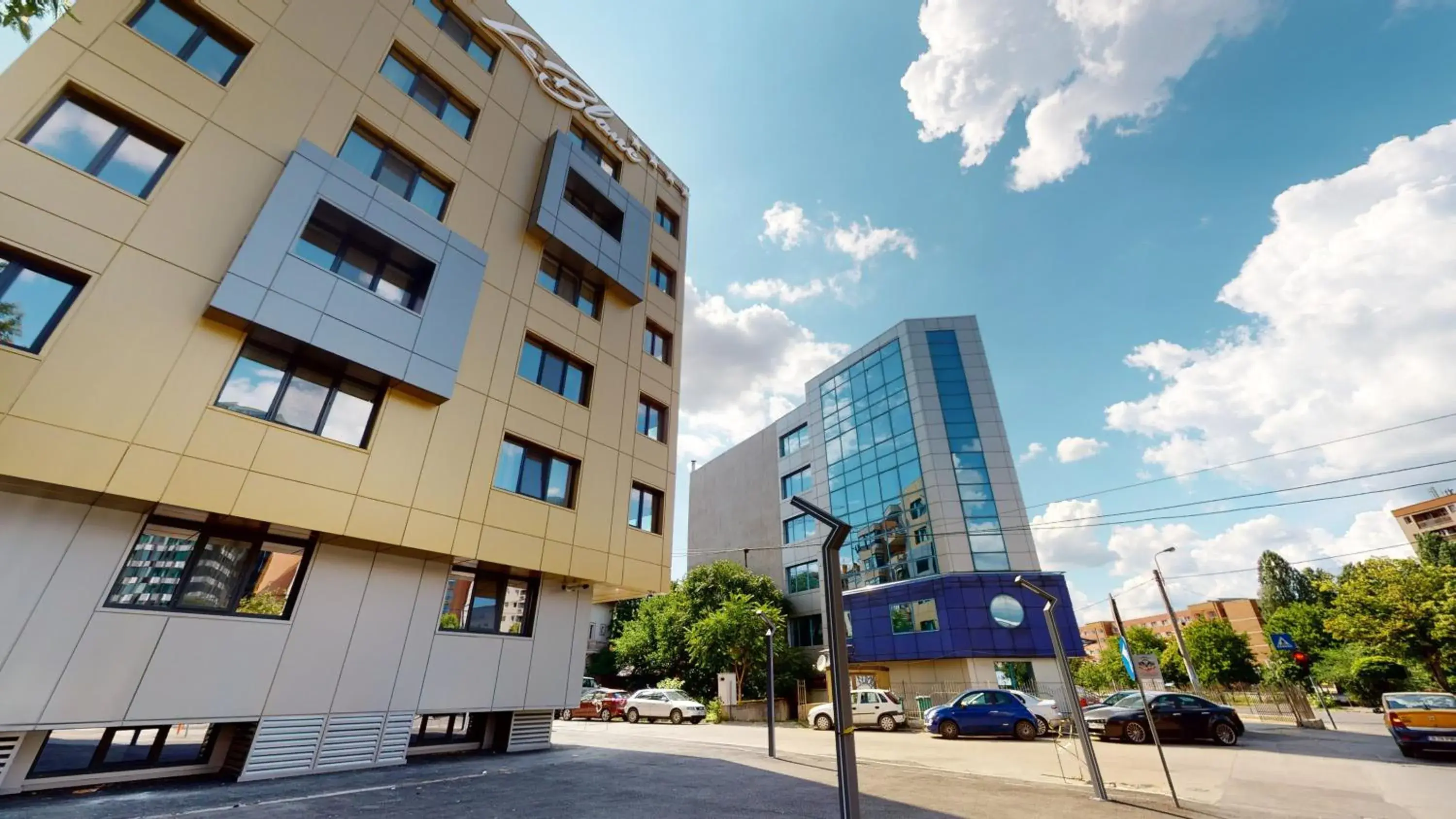 Property building in Le Blanc ApartHotel Property building in Le Blanc ApartHotel