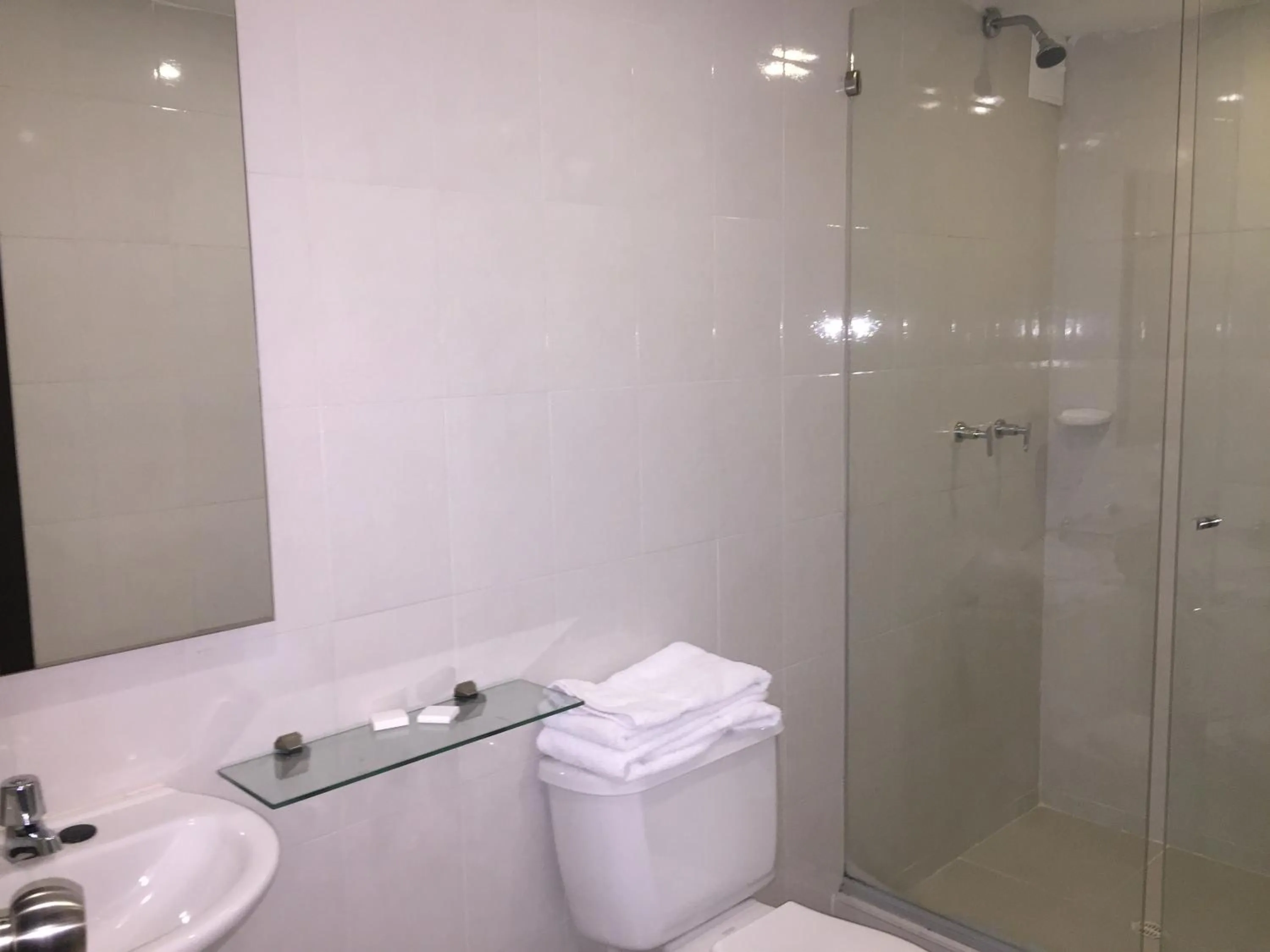 Shower in Hotel Montecarlo Boutique