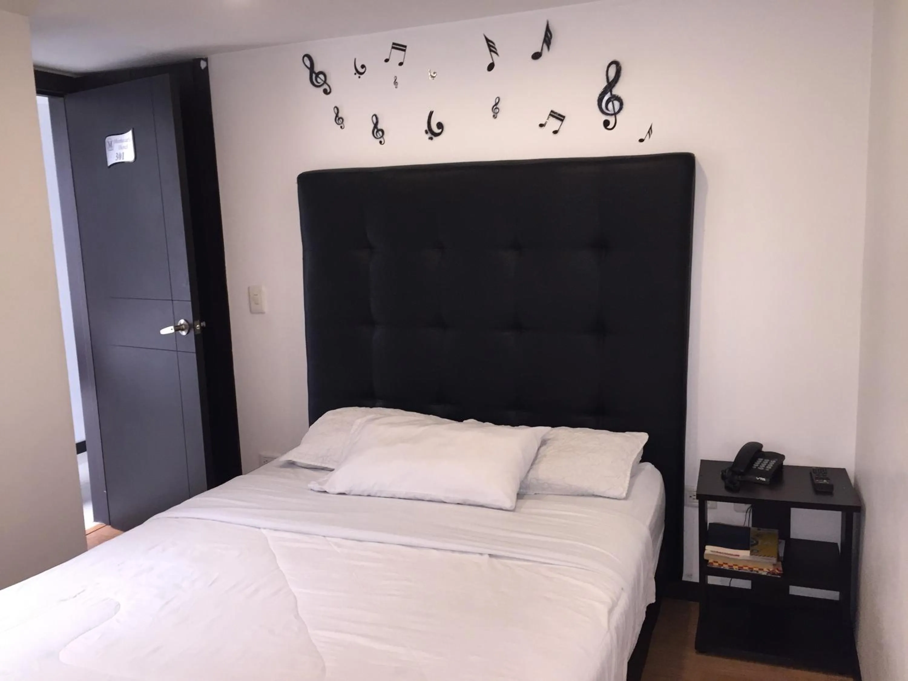 Bed in Hotel Montecarlo Boutique