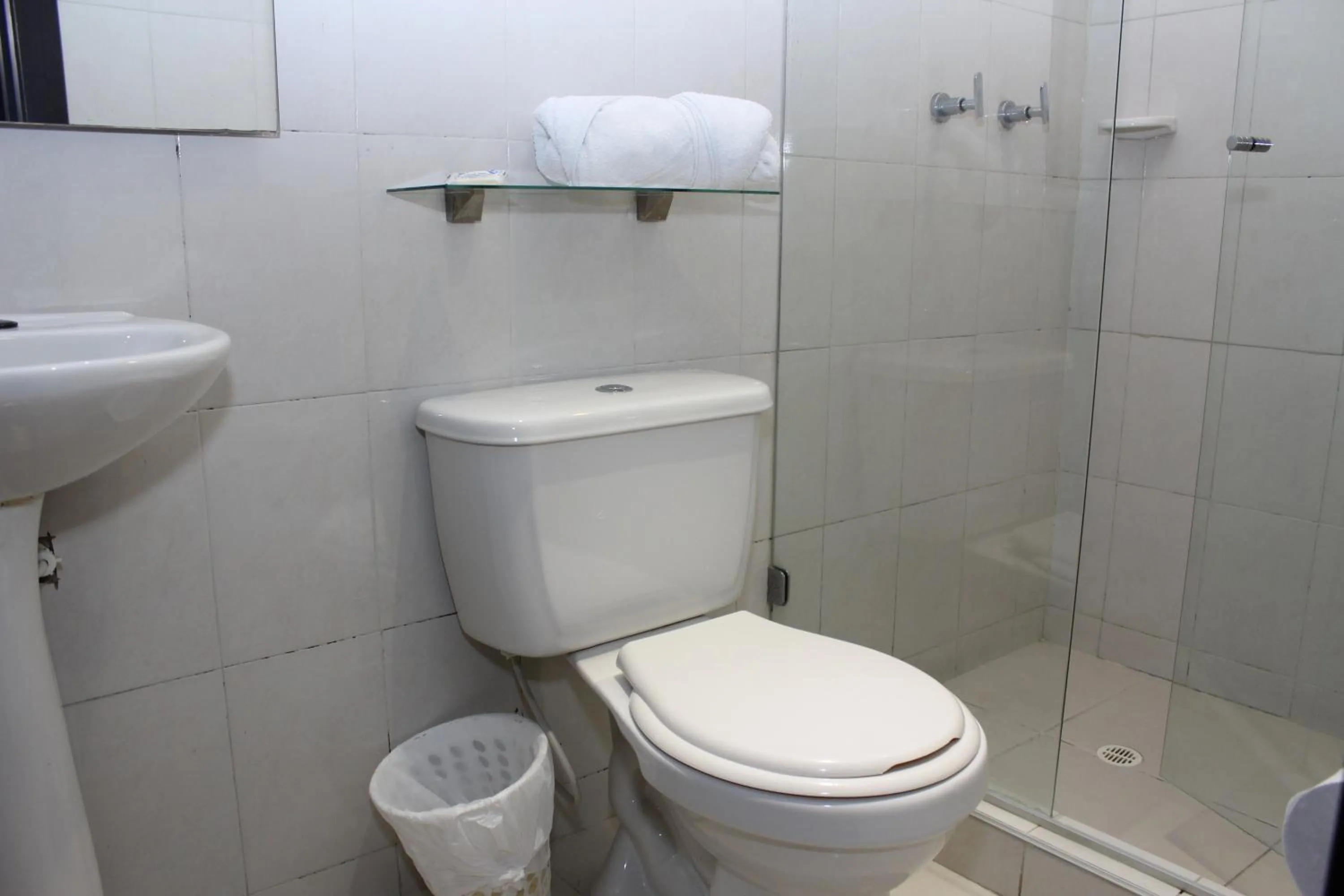 Shower in Hotel Montecarlo Boutique