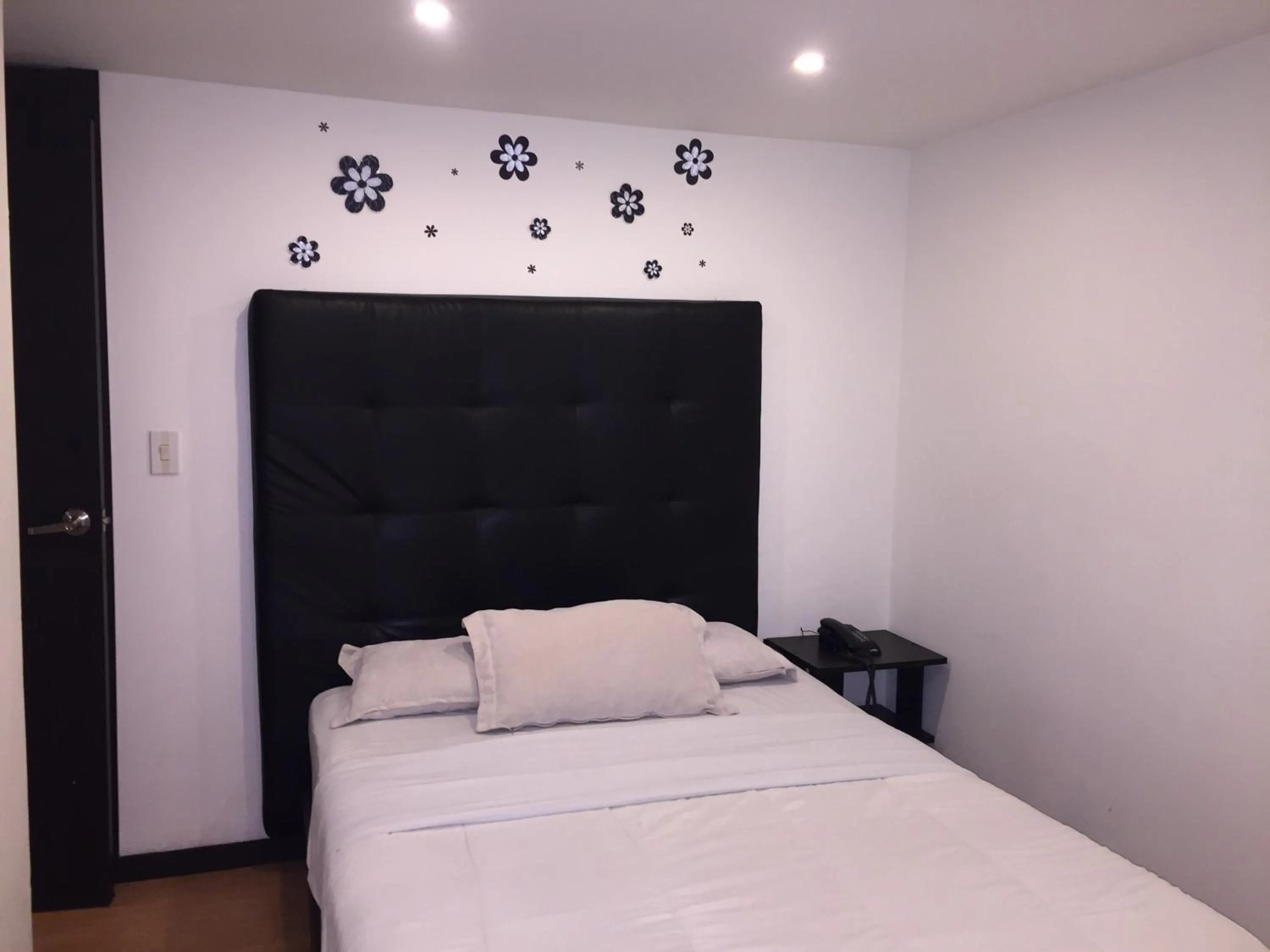 Bed in Hotel Montecarlo Boutique