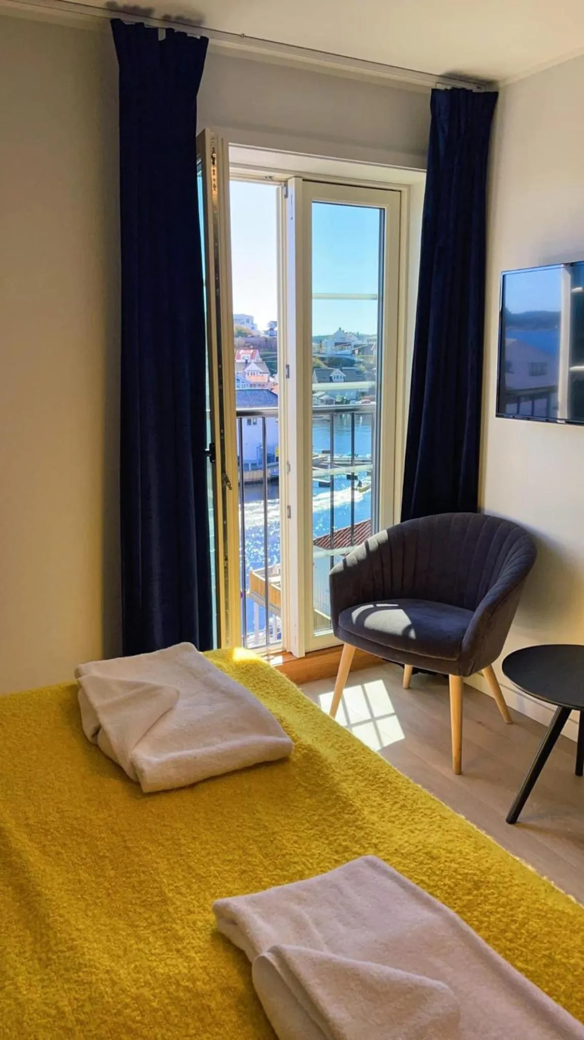 View (from property/room), Bed in Kragerø Hotell