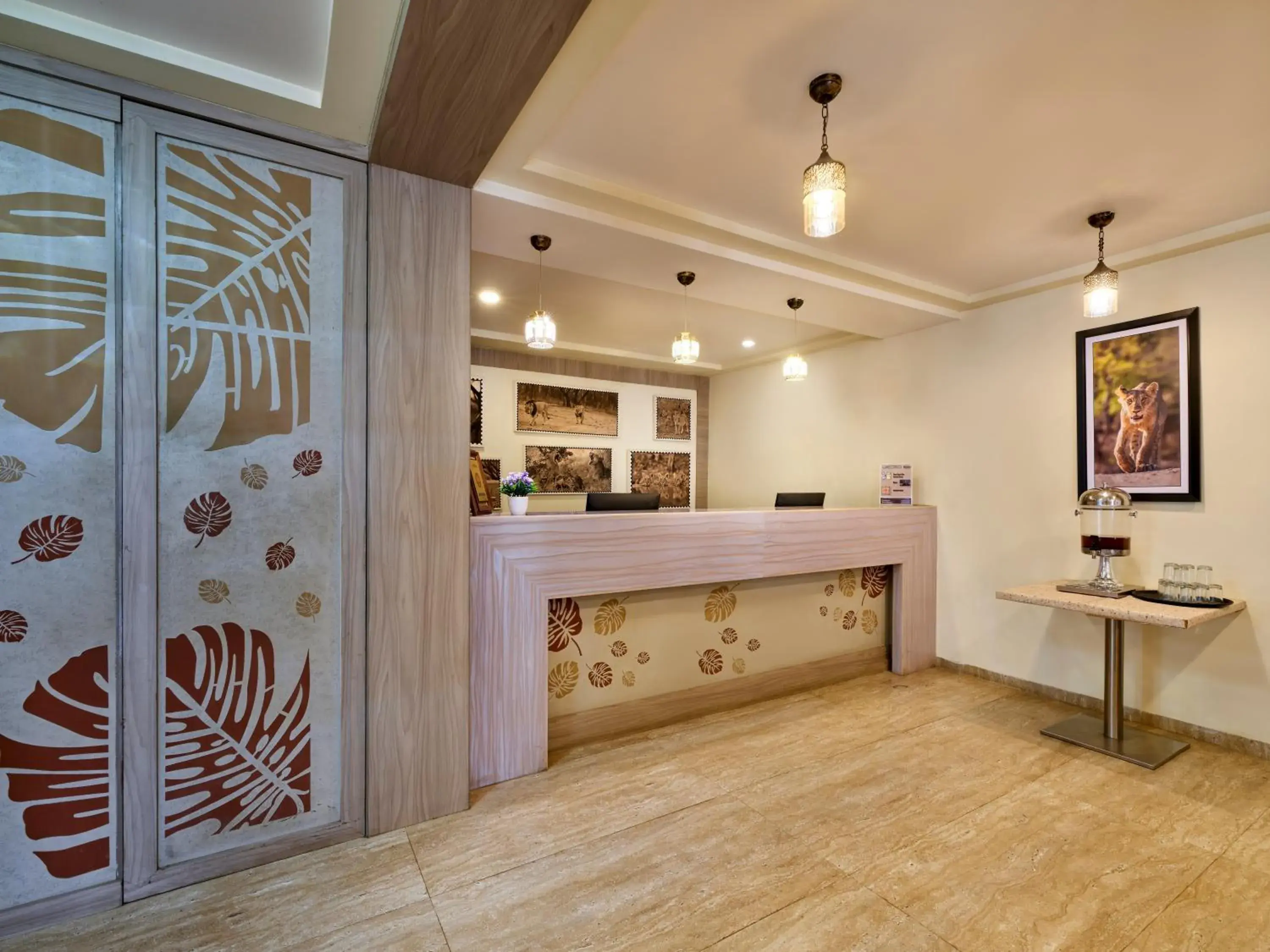 Lobby or reception in Pride Biznotel Sasan Gir Lobby or reception in Pride Biznotel Sasan Gir