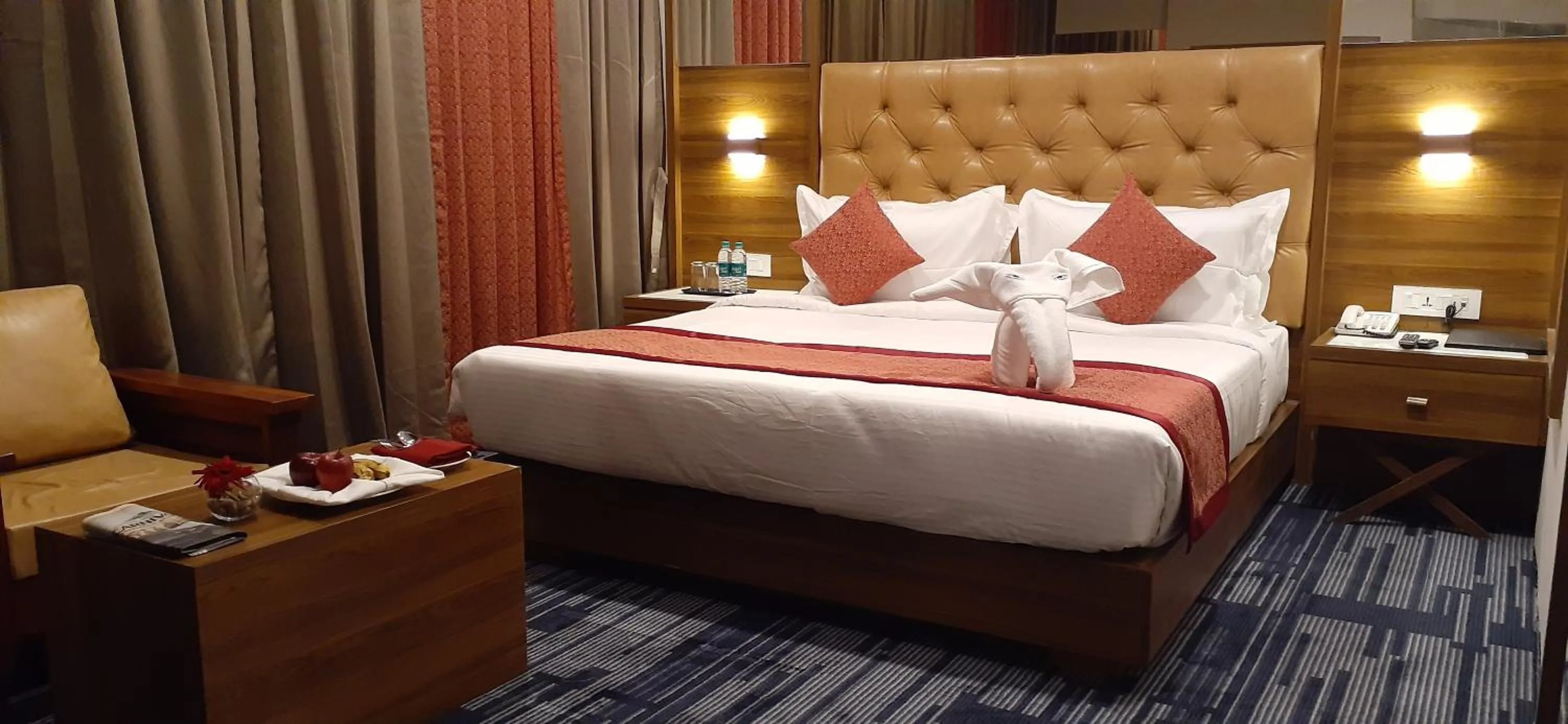 Bed in Regenta Inn Morbi