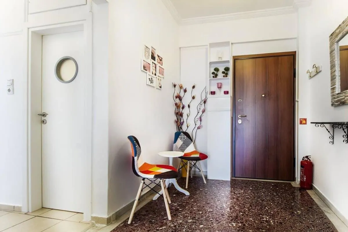 Gazi apartment with Acropolis views