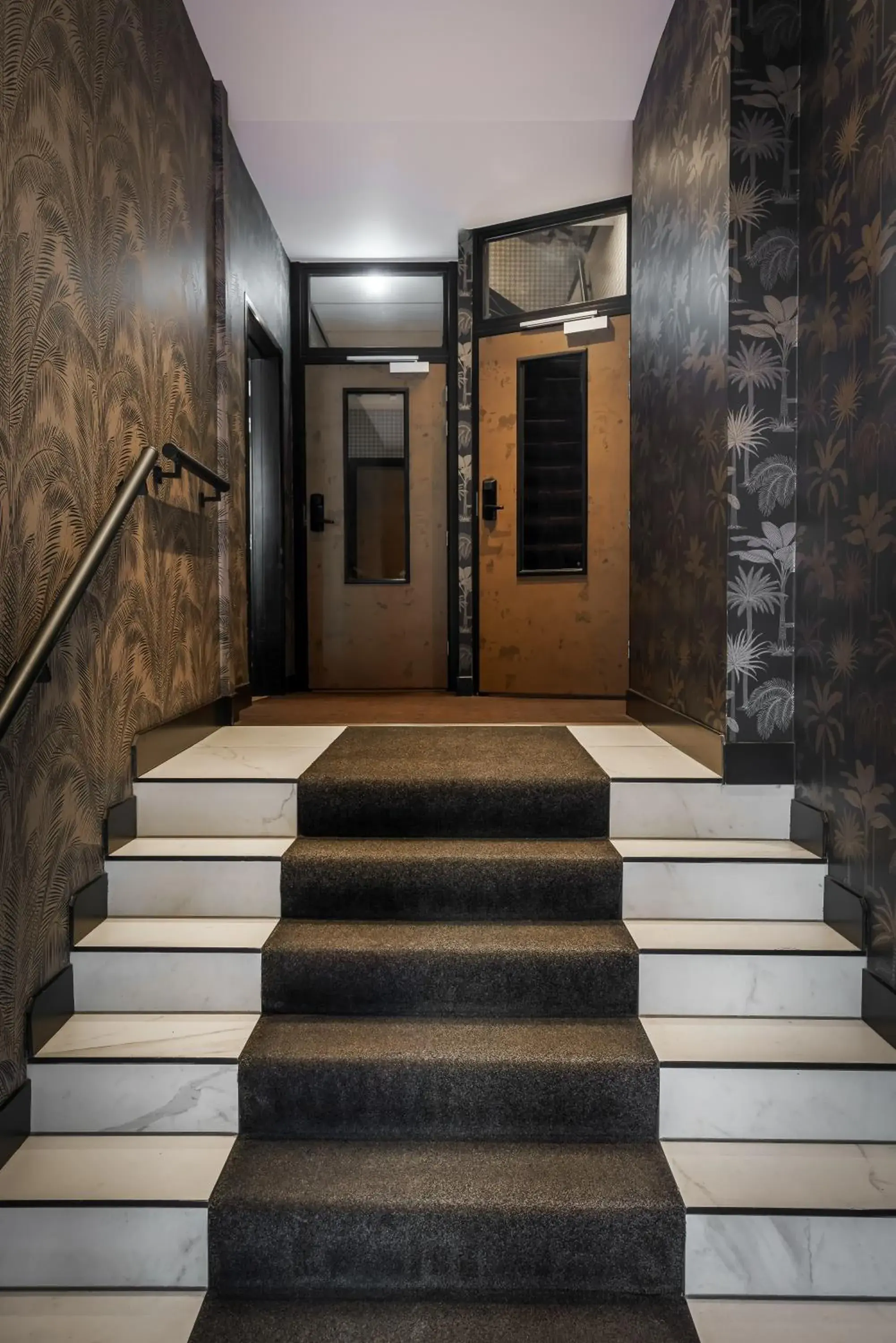 Facade/entrance in Krisotel Facade/entrance in Krisotel