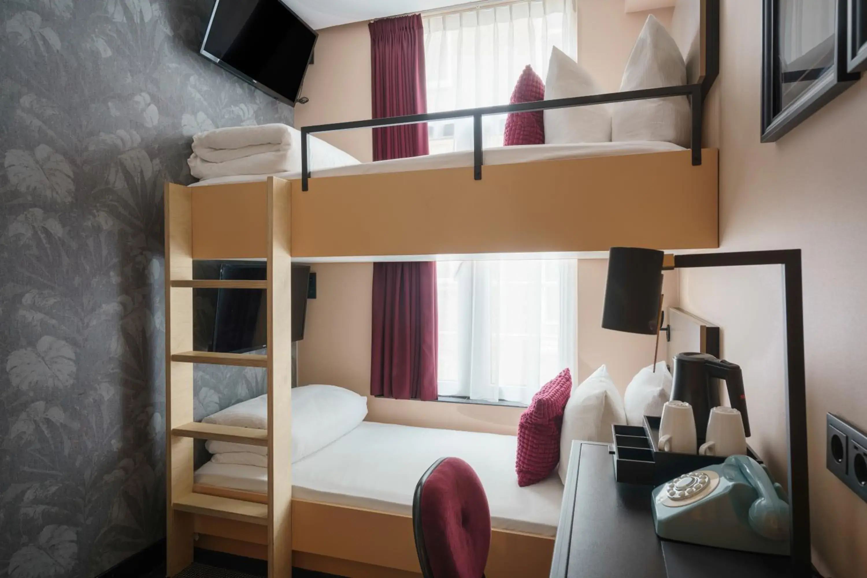 bunk bed, Bed in Krisotel bunk bed, Bed in Krisotel