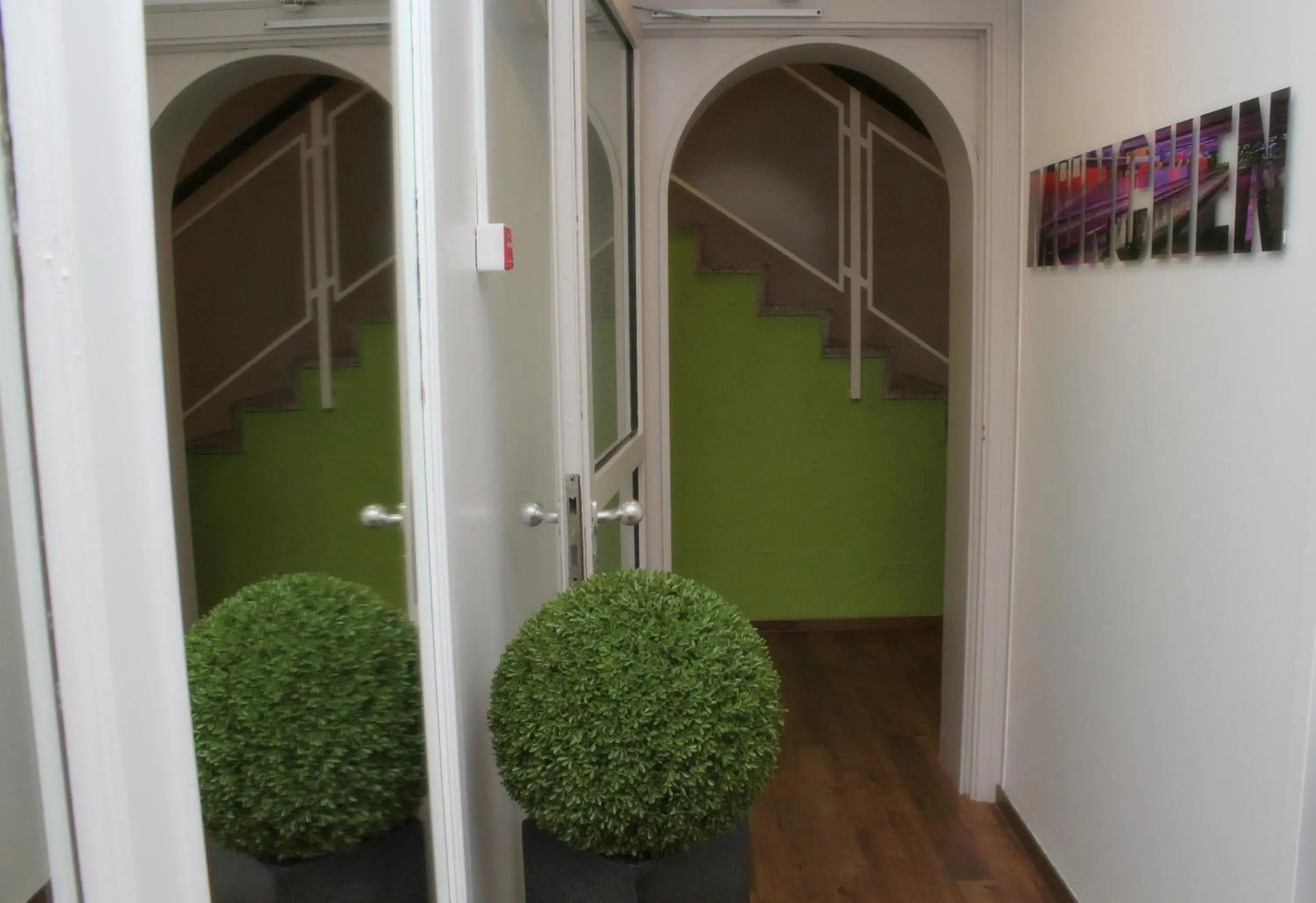 Facade/entrance in Hotel S16 Facade/entrance in Hotel S16