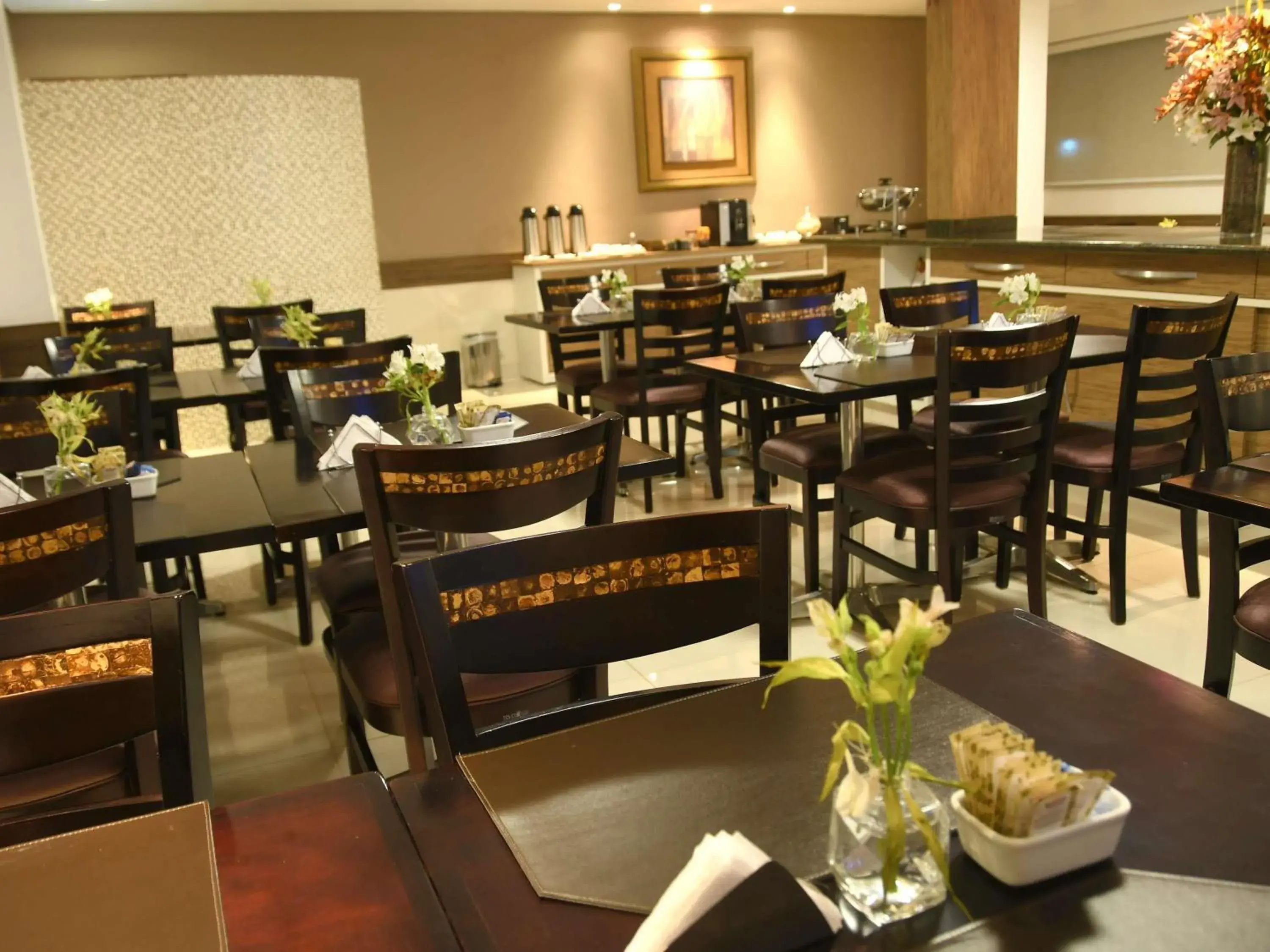 Restaurant/places to eat in Hotel Araraquara By Mercure Restaurant/places to eat in Hotel Araraquara By Mercure