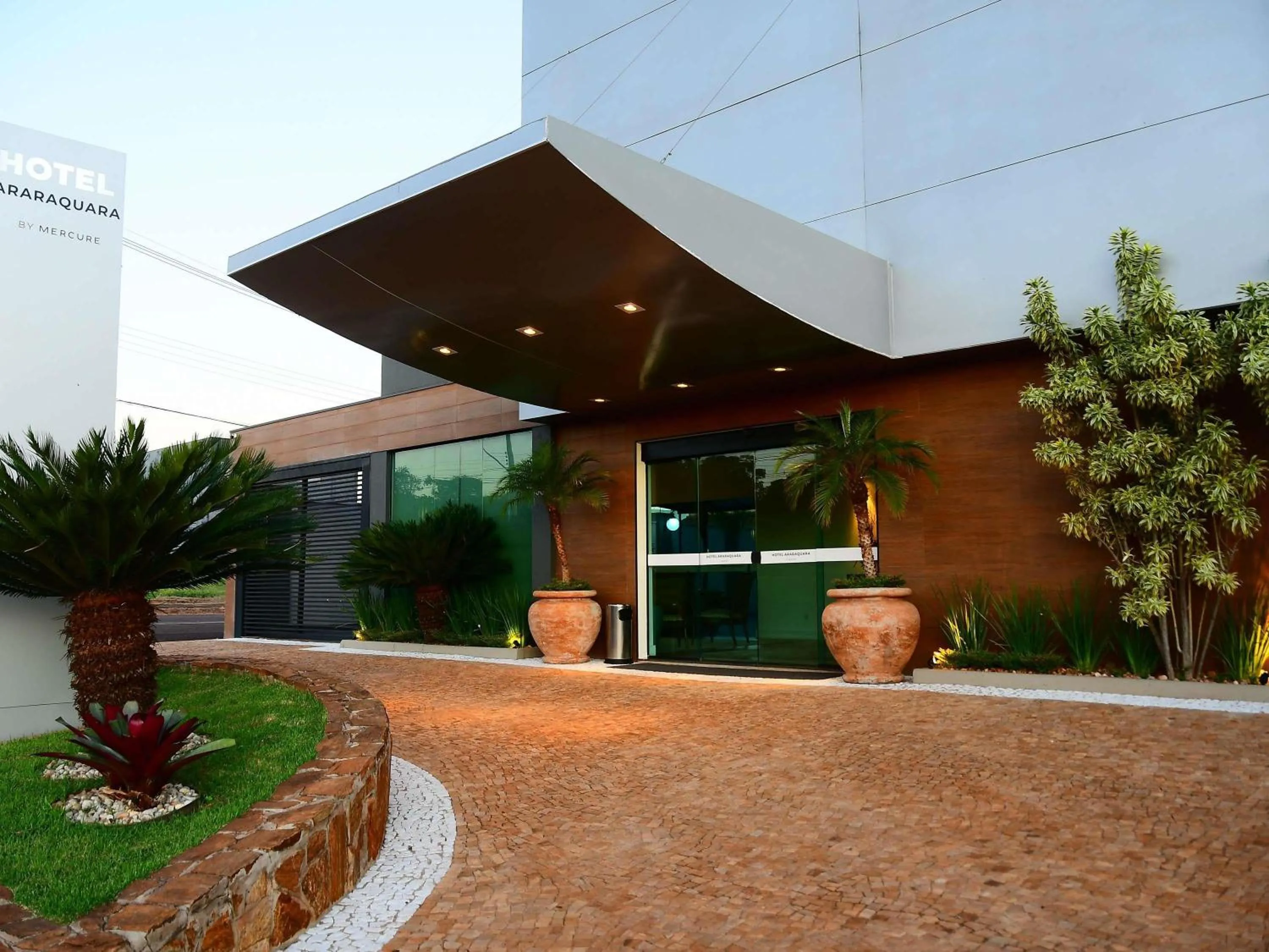 Property building in Hotel Araraquara By Mercure