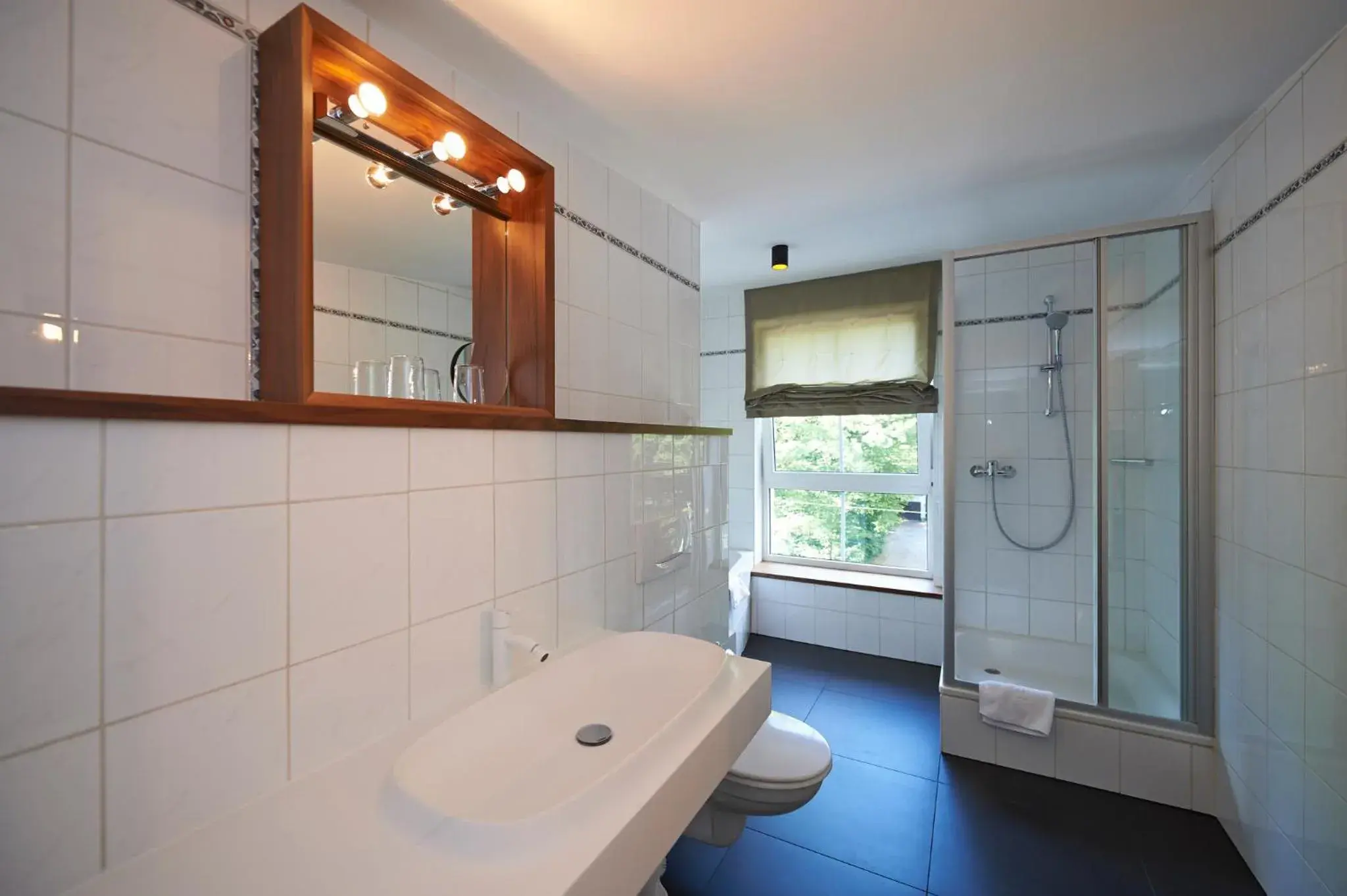 Classic Quadruple Room - single occupancy in Parkhotel Obermenzing Classic Quadruple Room - single occupancy in Parkhotel Obermenzing