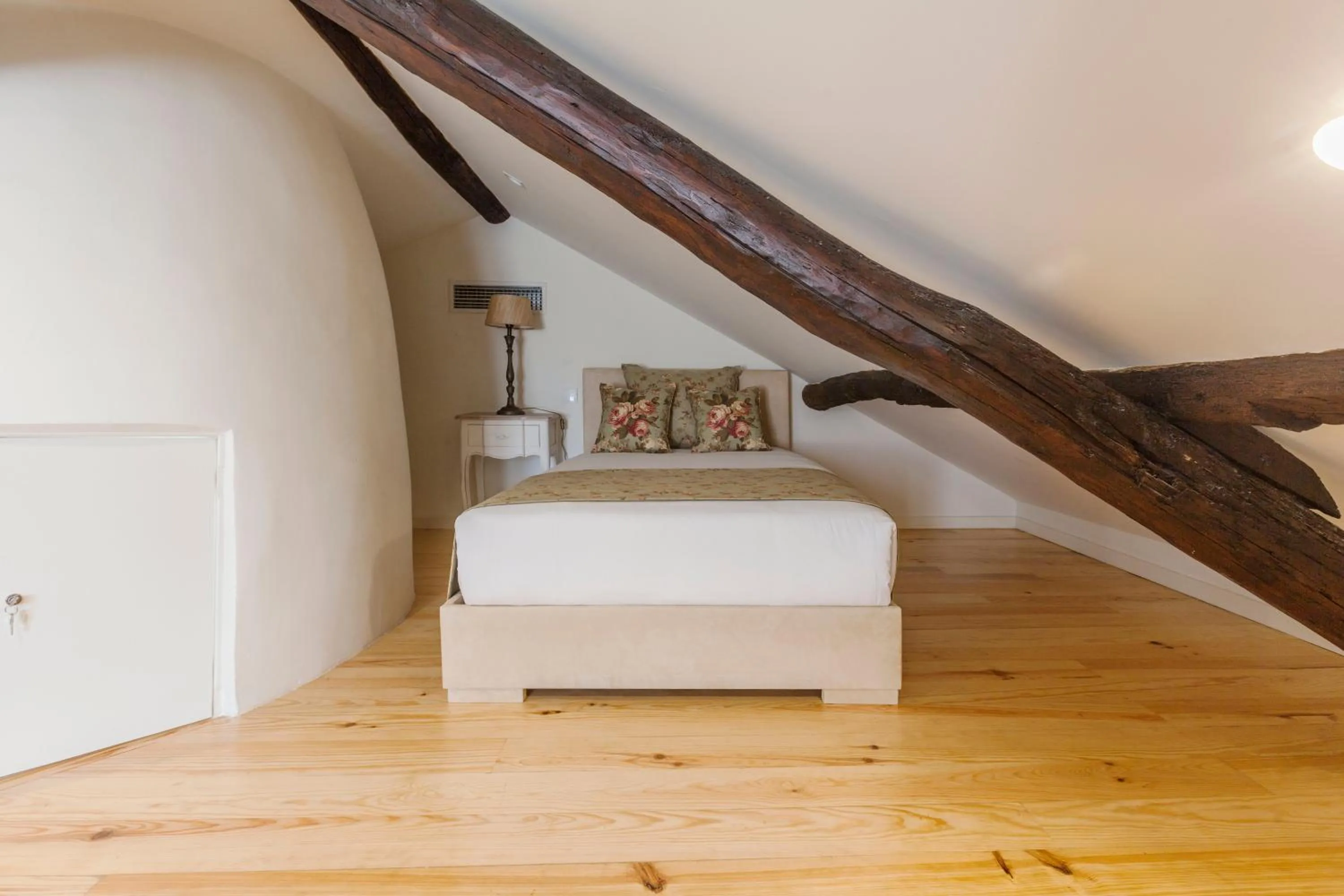 Bed in Casas do Porto - Ribeira Apartments
