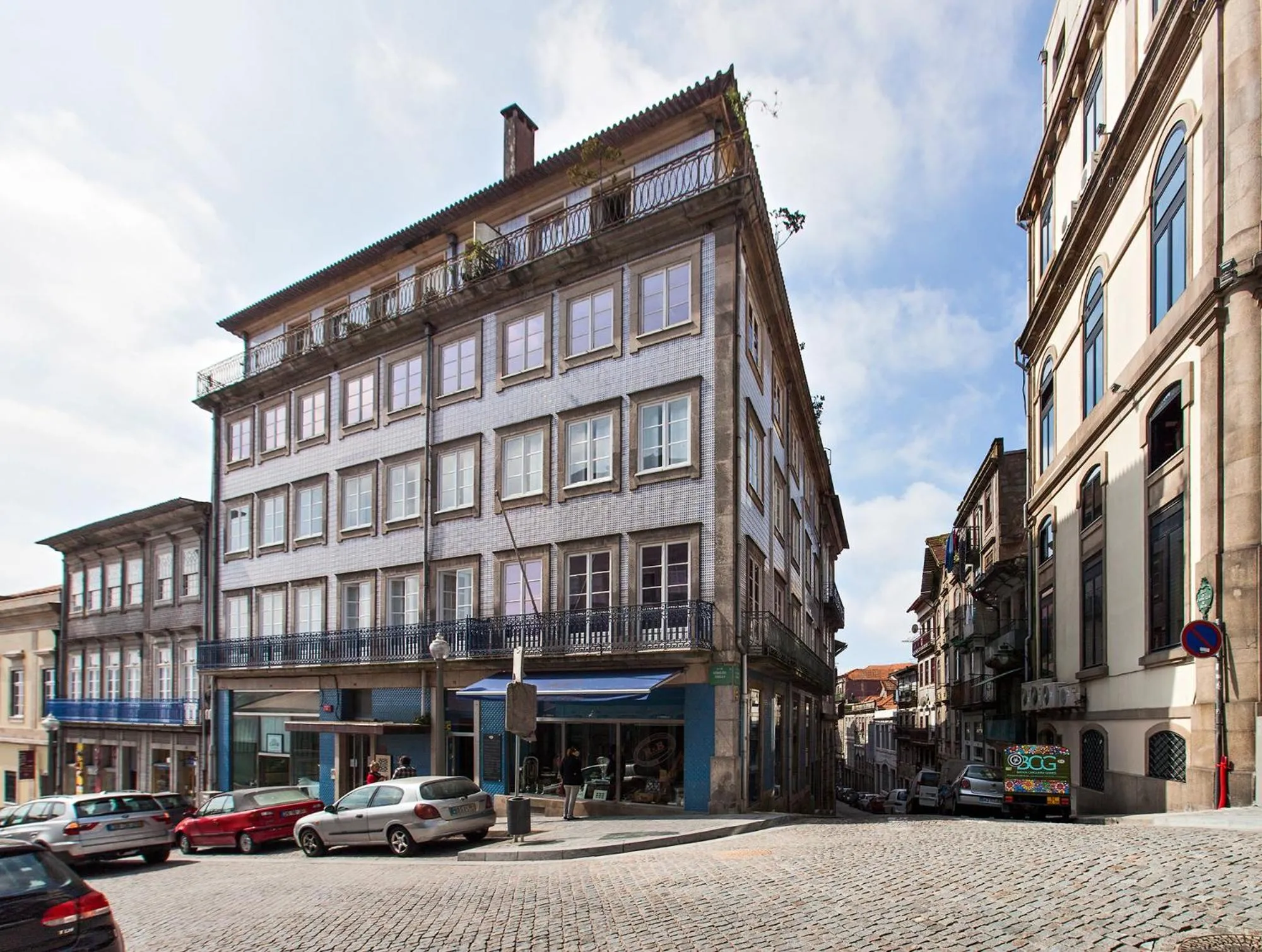 Property building in Casas do Porto - Ribeira Apartments