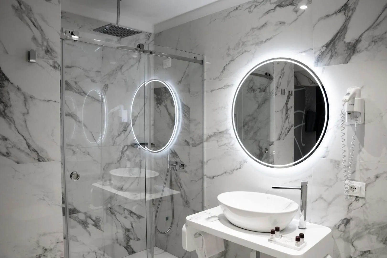 Bathroom in Soul Art Hotel