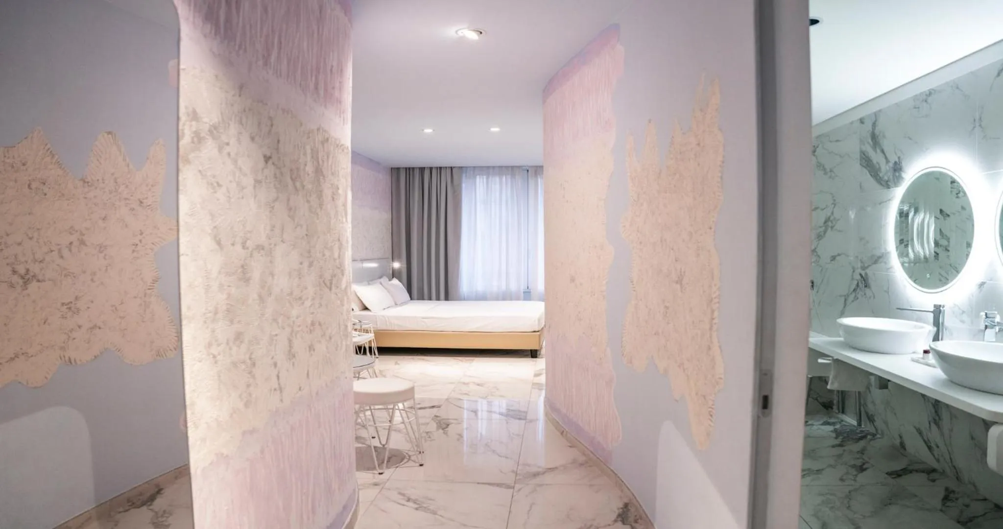 Bathroom in Soul Art Hotel