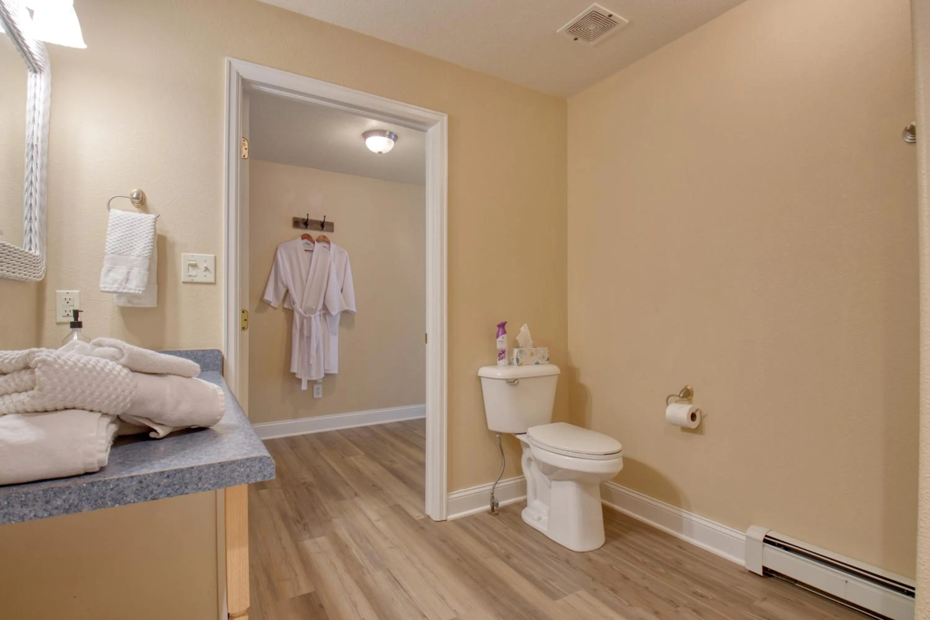 Property building in Castle Creek Manor