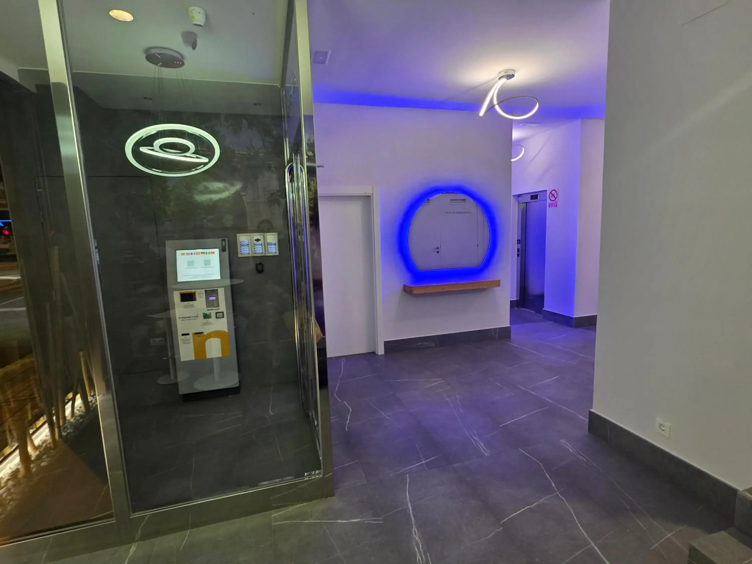 Lobby or reception in Apartahotel Aranda Flex Living Lobby or reception in Apartahotel Aranda Flex Living