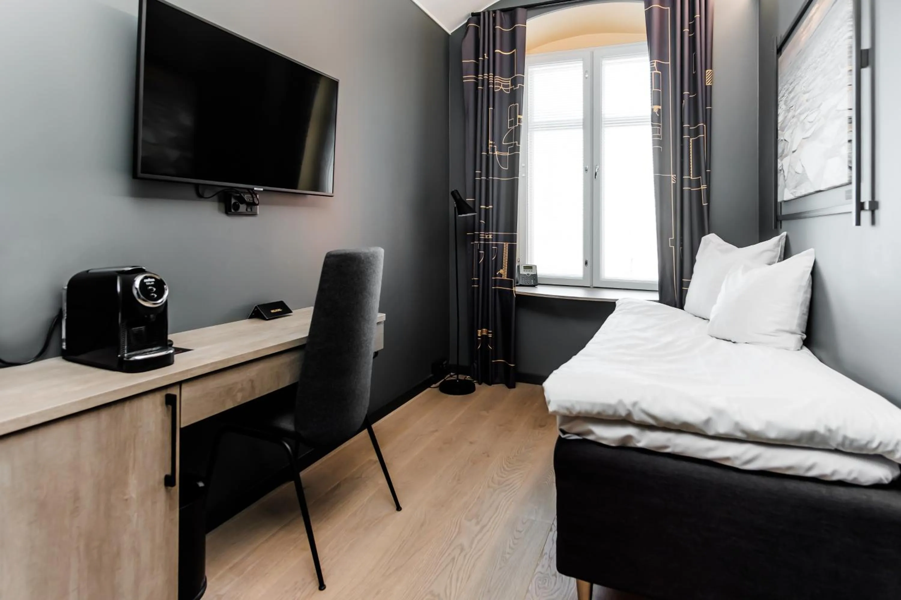 Photo of the whole room, Bed in Hotel Kakola