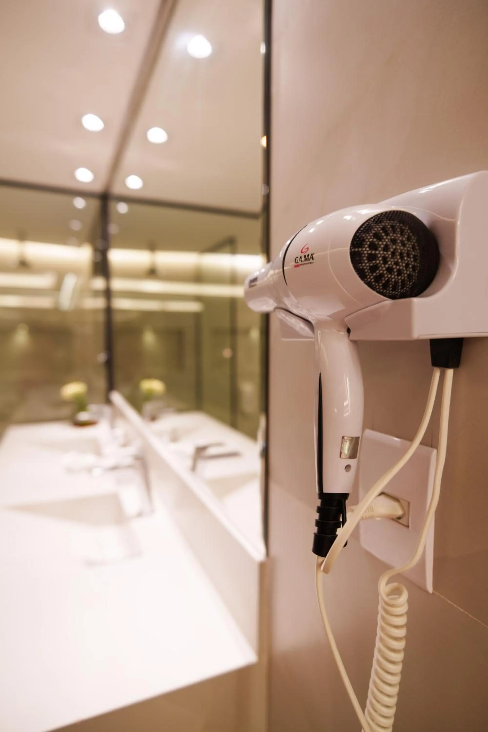 Bathroom in W4 Hotel