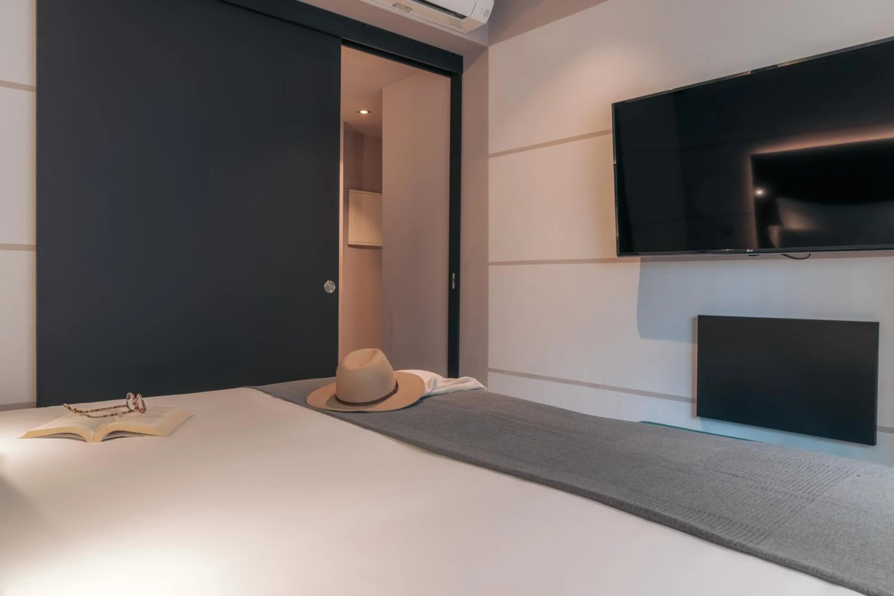 Bed in Pestana Lisboa Vintage City Center Suites