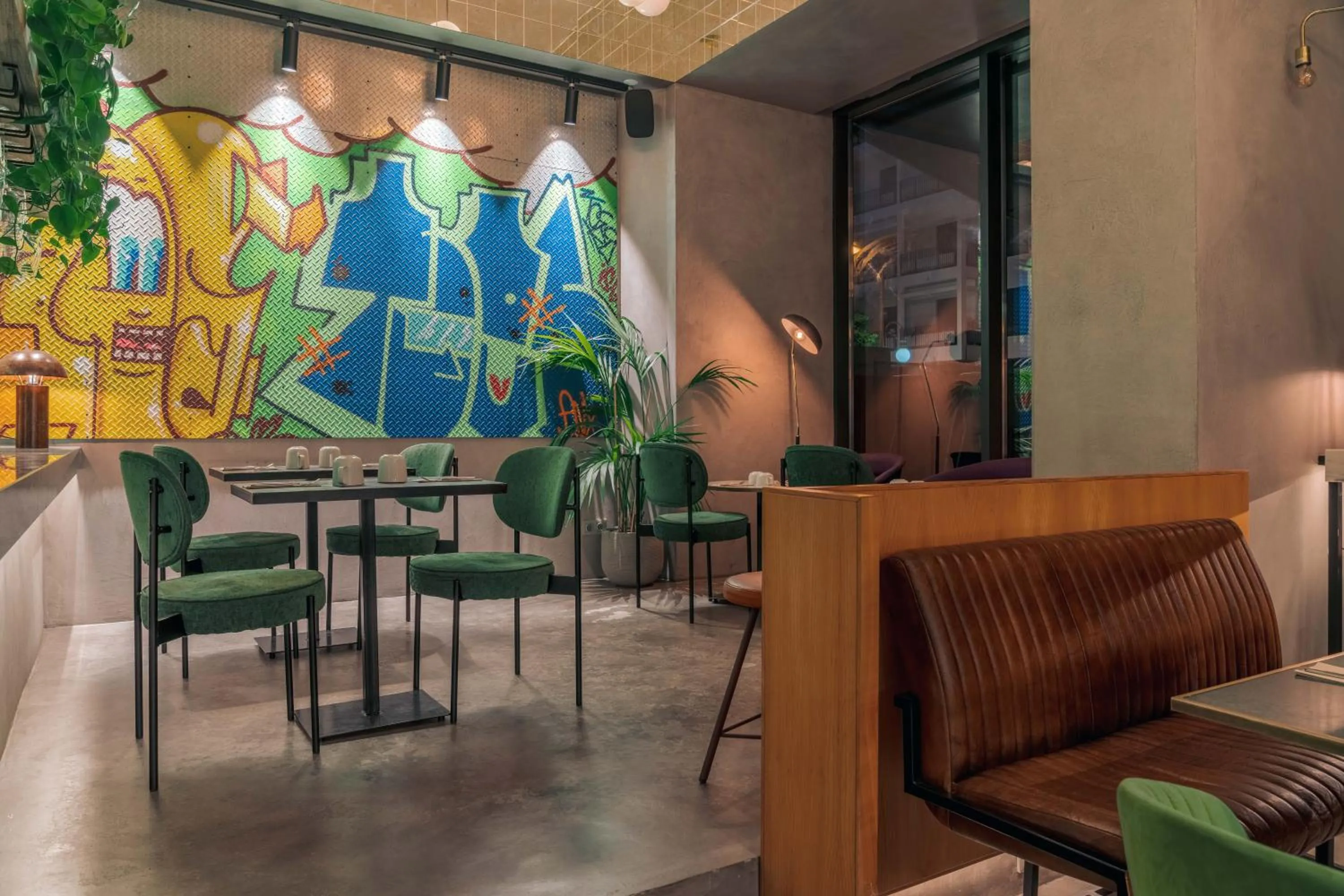 Restaurant/places to eat in Pestana Lisboa Vintage City Center Suites