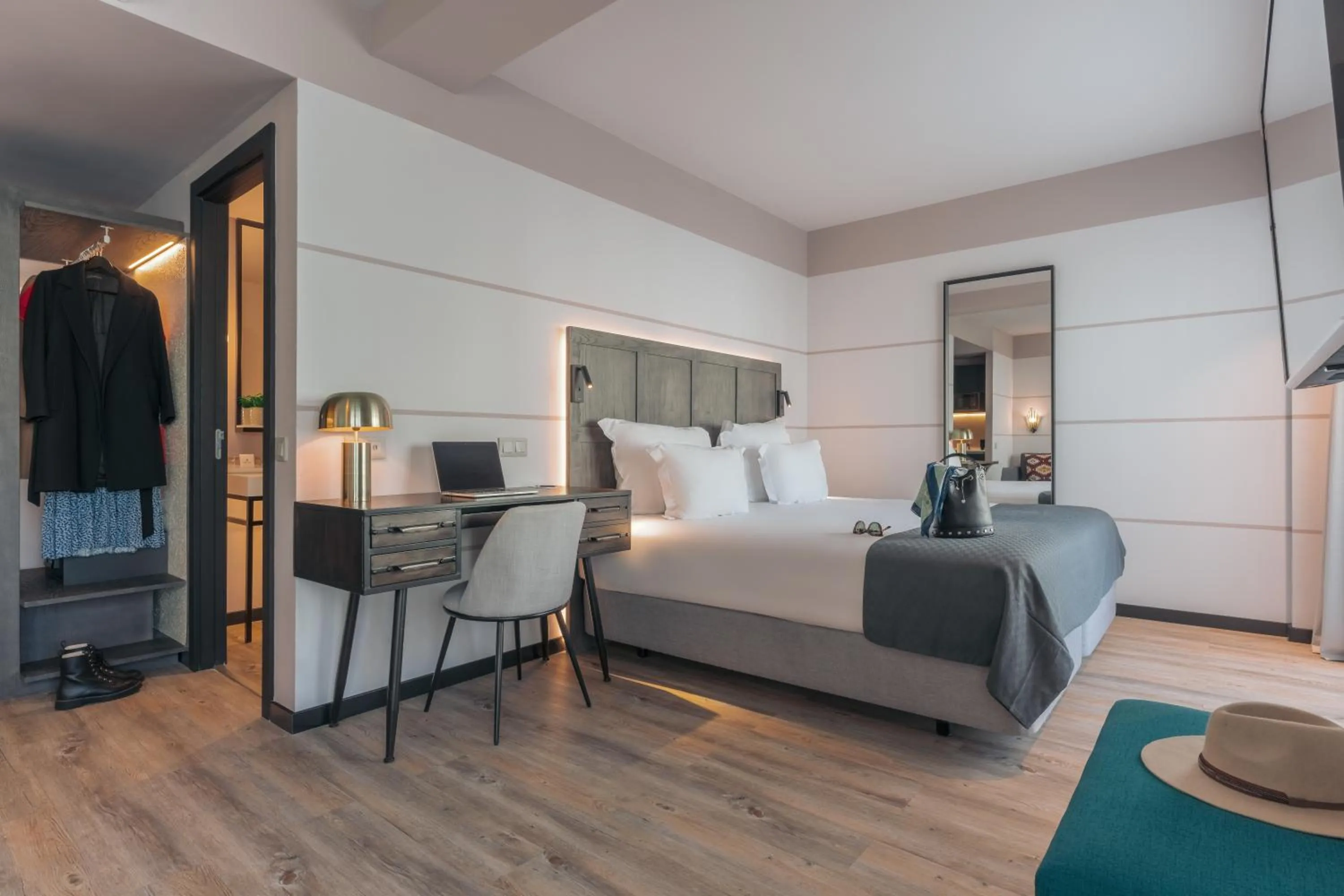 Bedroom, Bed in Pestana Lisboa Vintage City Center Suites