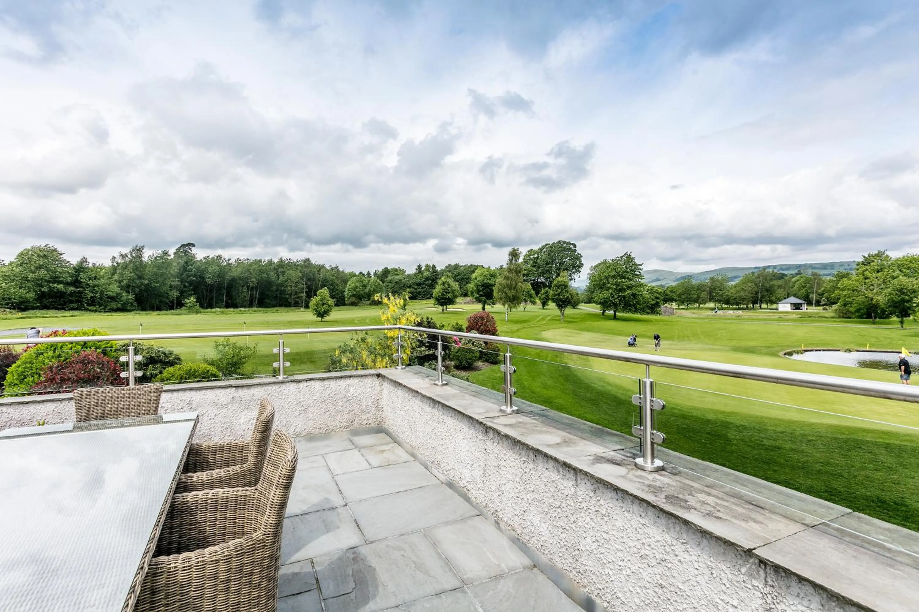 The Penthouse @ Carus Green