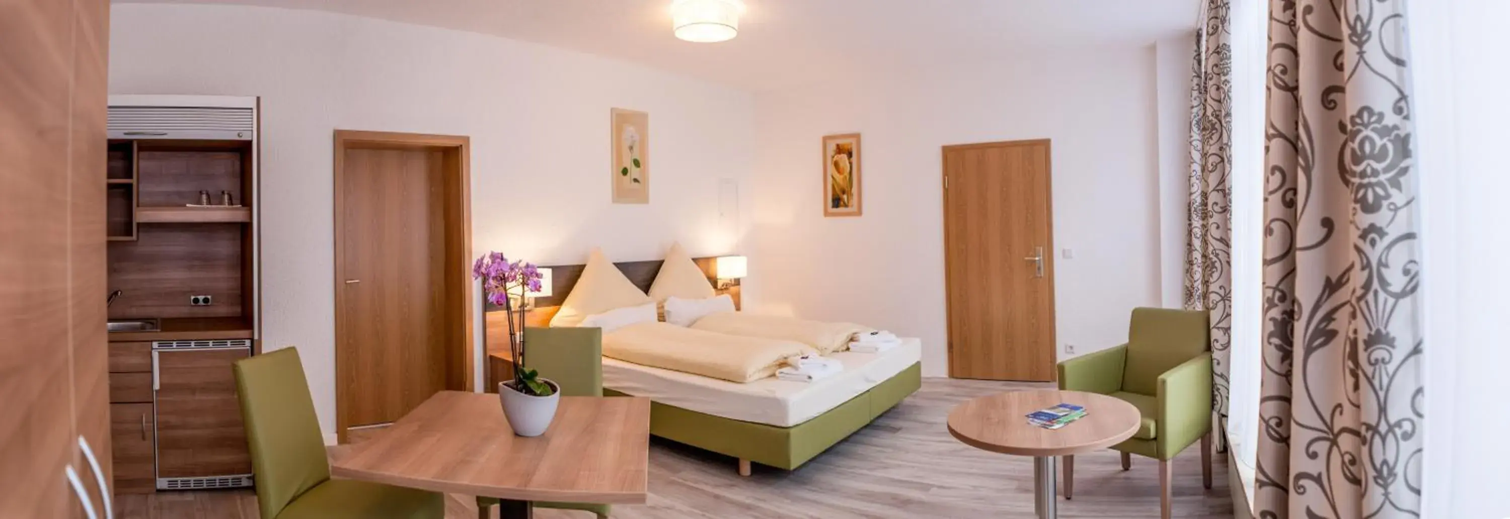 Double or Twin Room - single occupancy in EulenNest Double or Twin Room - single occupancy in EulenNest