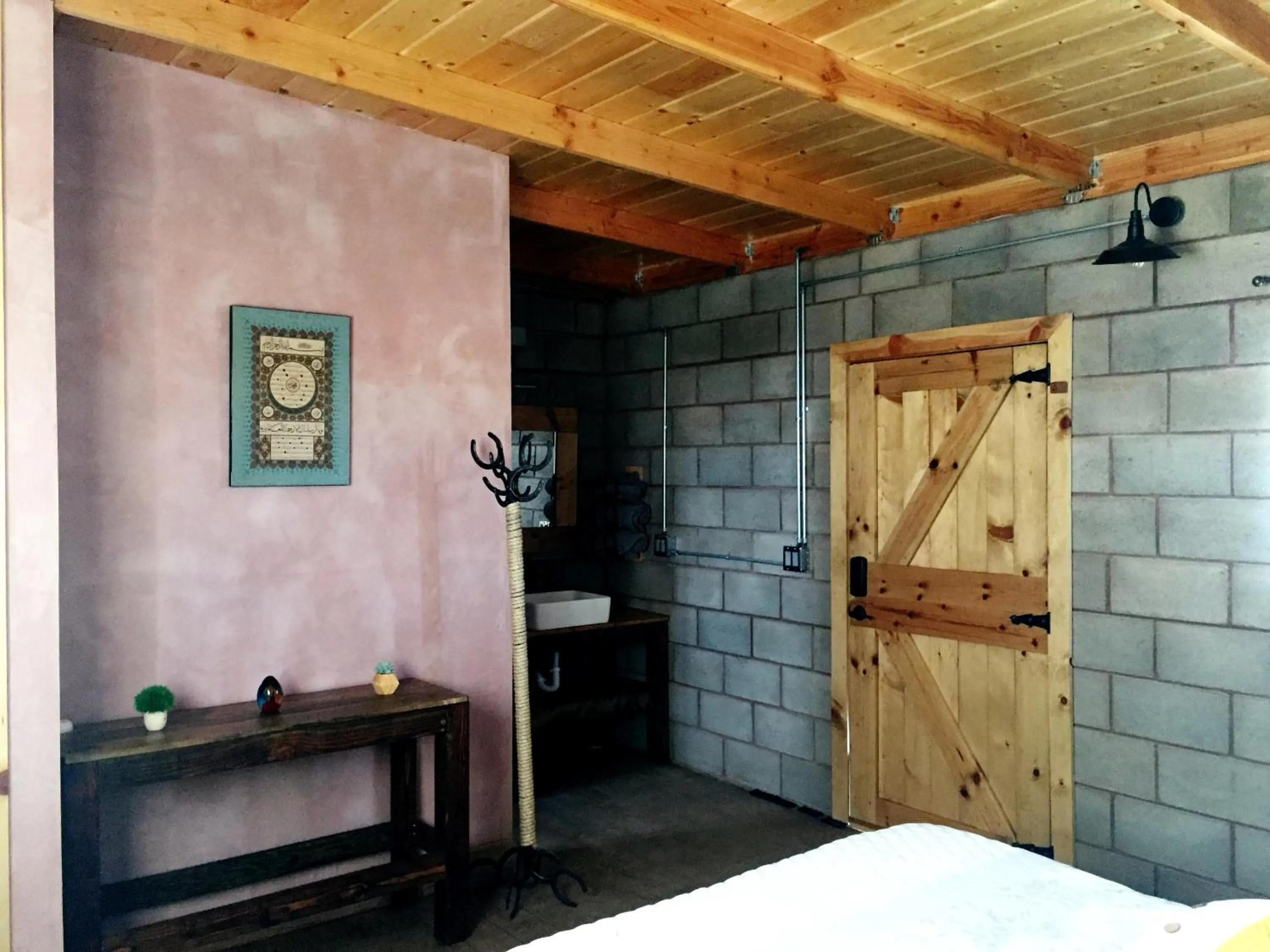 Decorative detail, Bed in Sn Tony Hotel & Spa