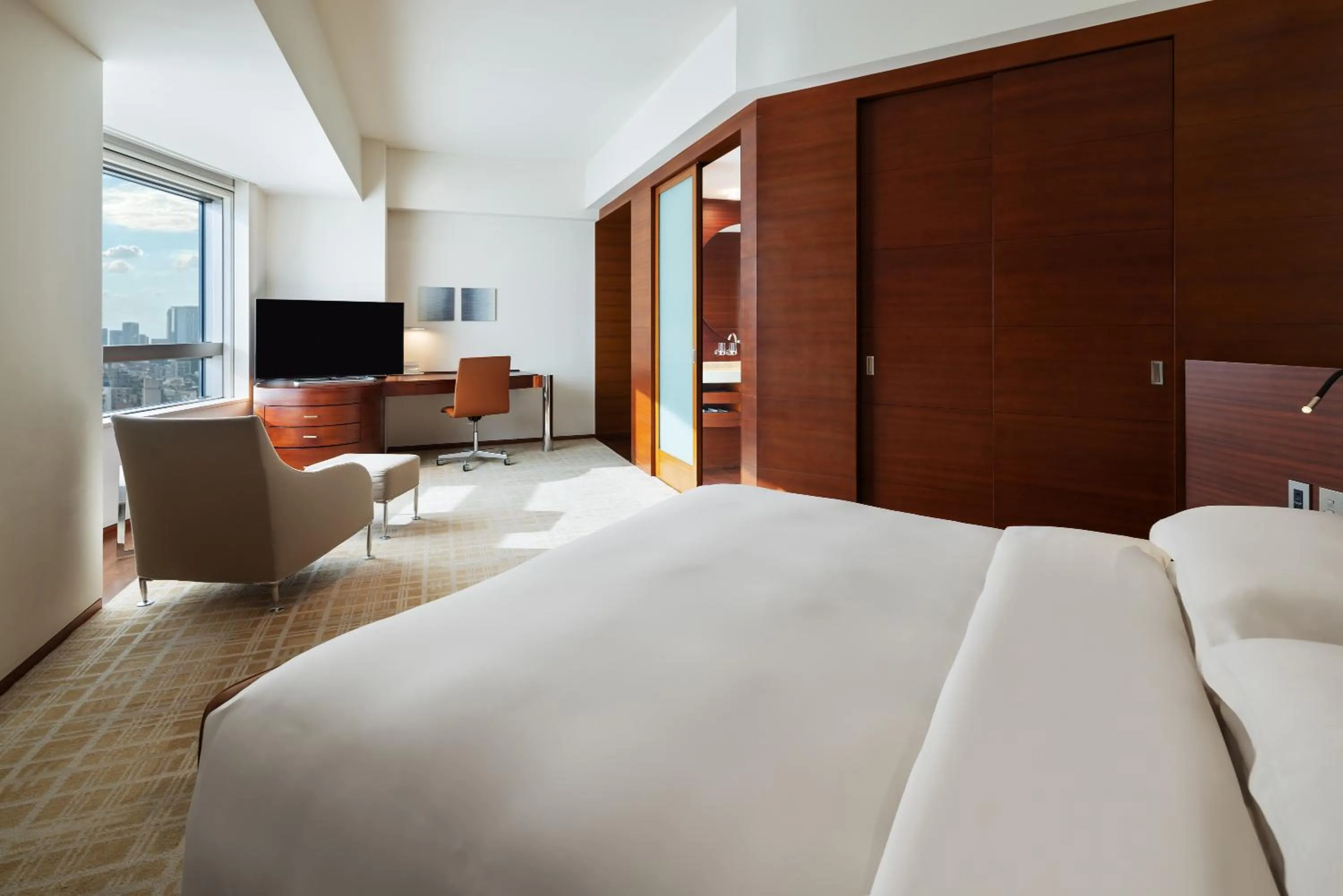 Bedroom, Bed in Grand Hyatt Tokyo