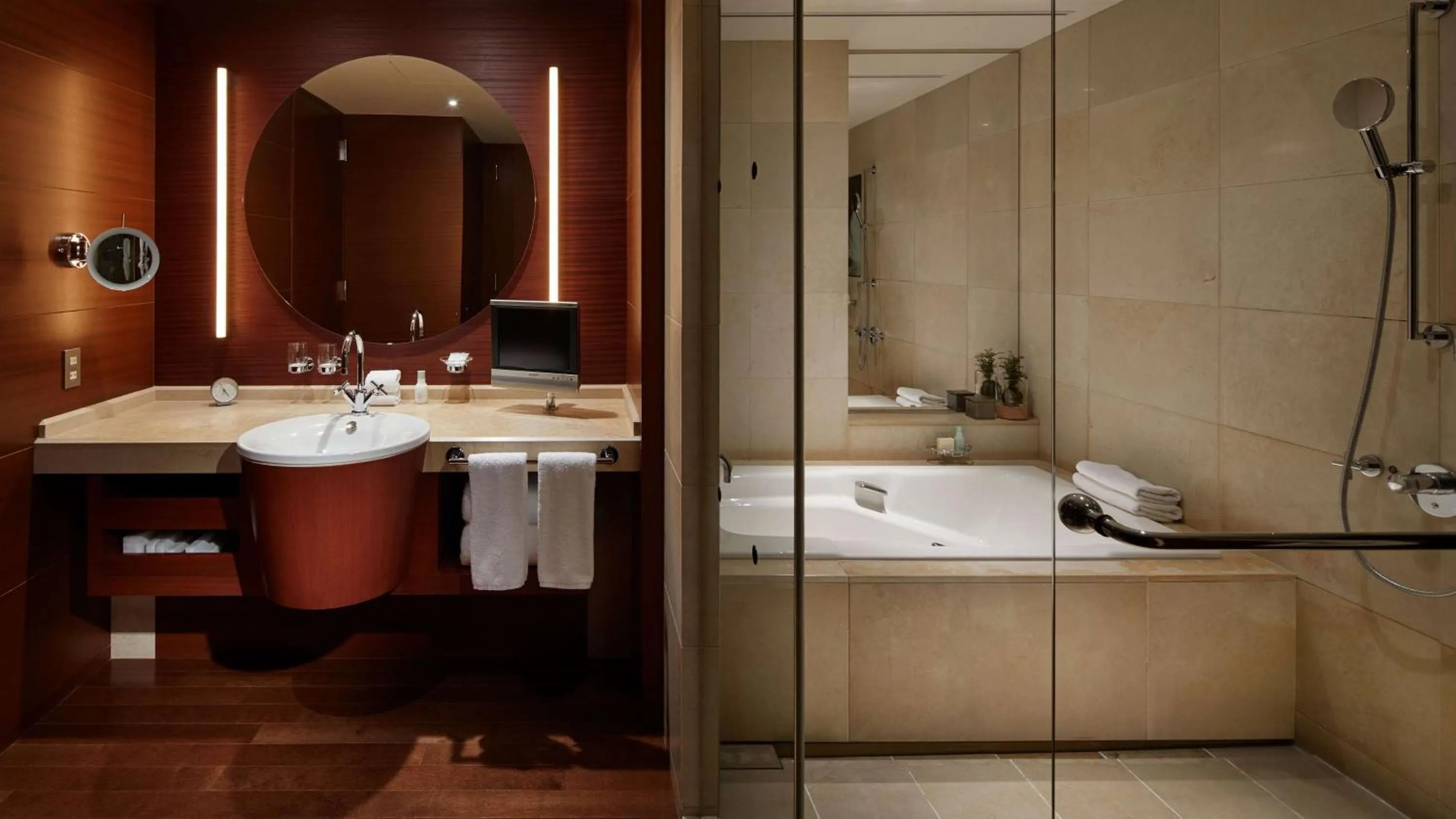 Bathroom in Grand Hyatt Tokyo