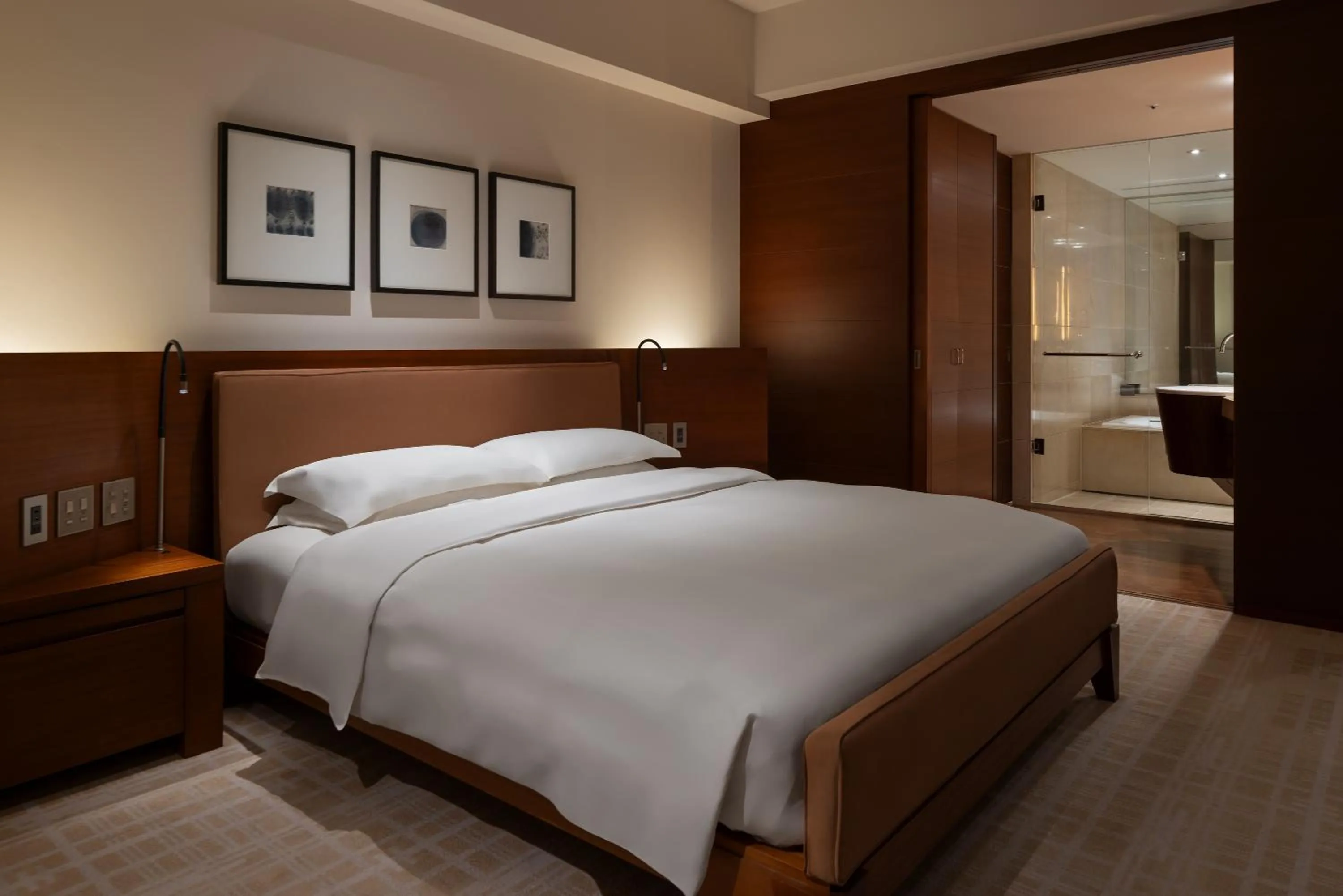 Bedroom, Bed in Grand Hyatt Tokyo