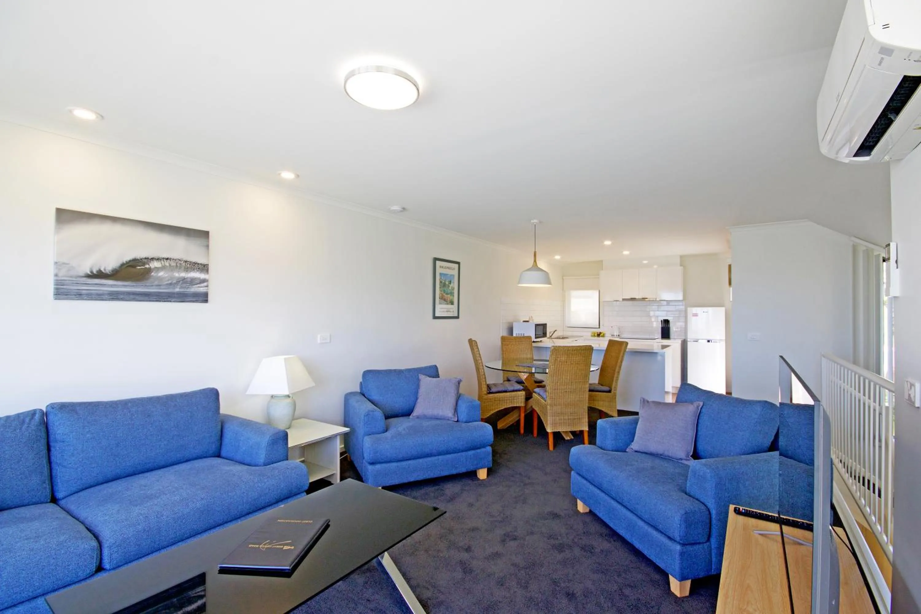 Living room in Anchorage Motel & Villas Lorne