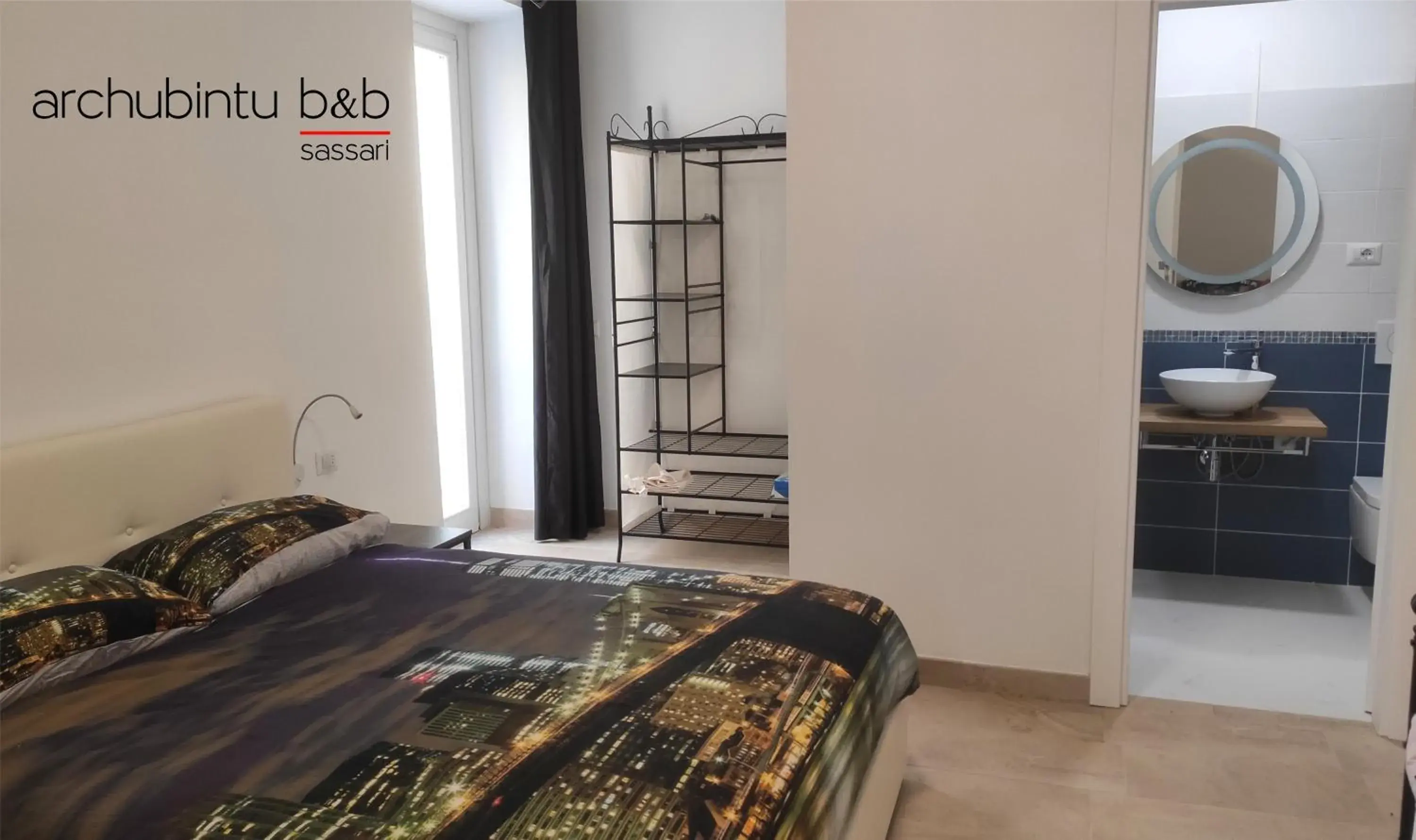 Triple Room with Balcony - single occupancy in Archubintu B&B Triple Room with Balcony - single occupancy in Archubintu B&B