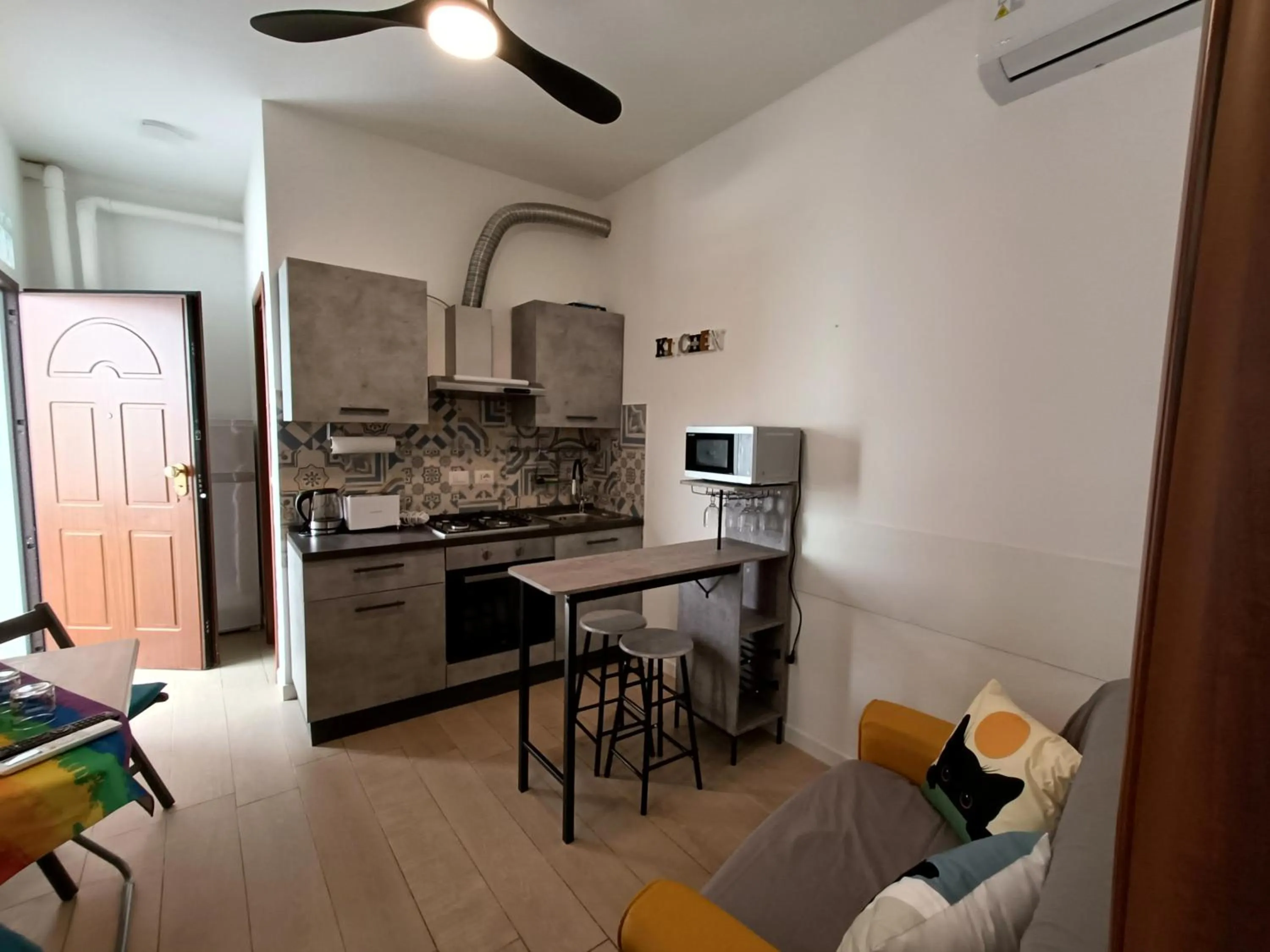 Kitchen or kitchenette in Archubintu B&B