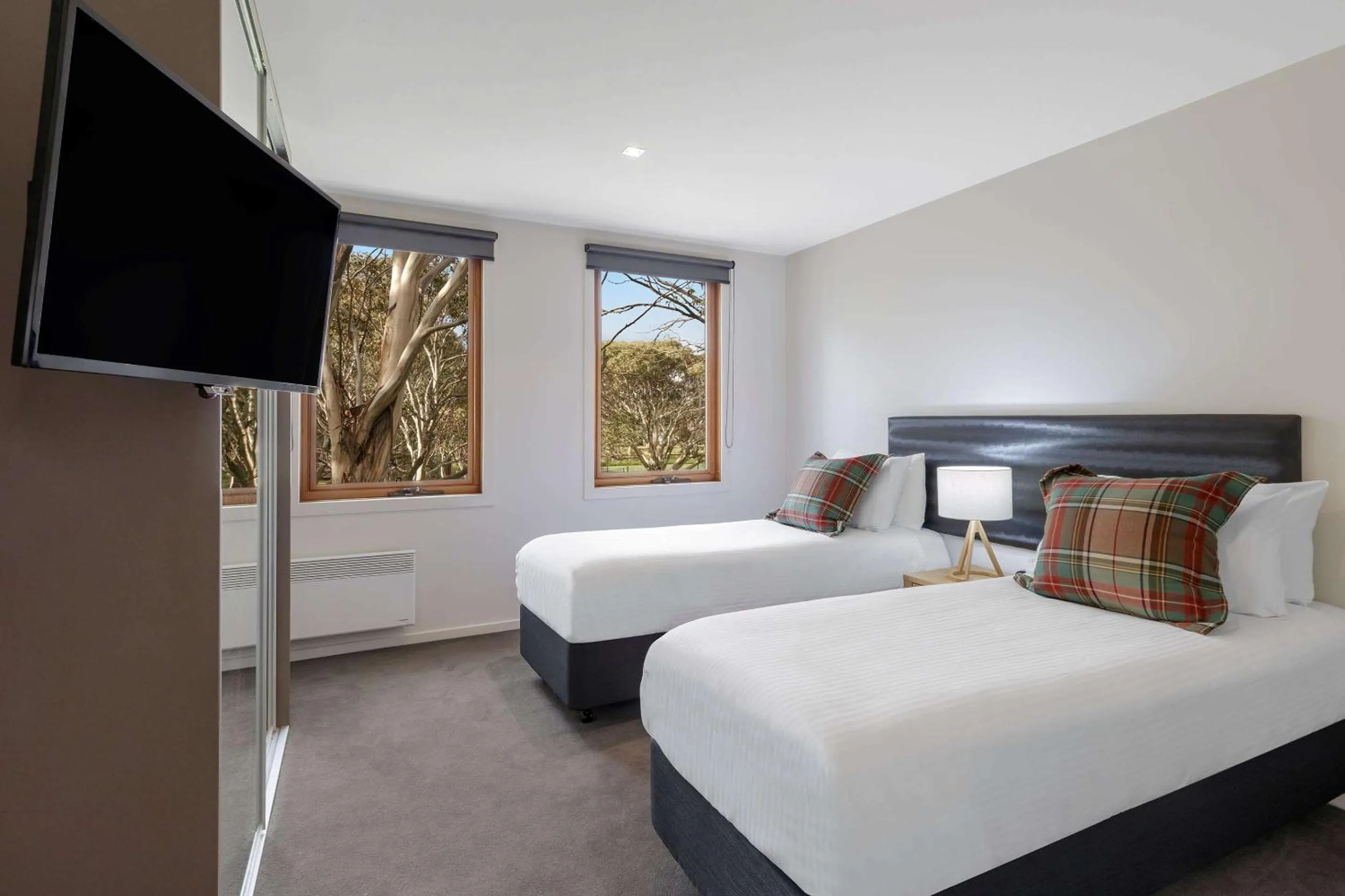 Photo of the whole room, Bed in Club Wyndham Dinner Plain, Trademark Collection by Wyndham