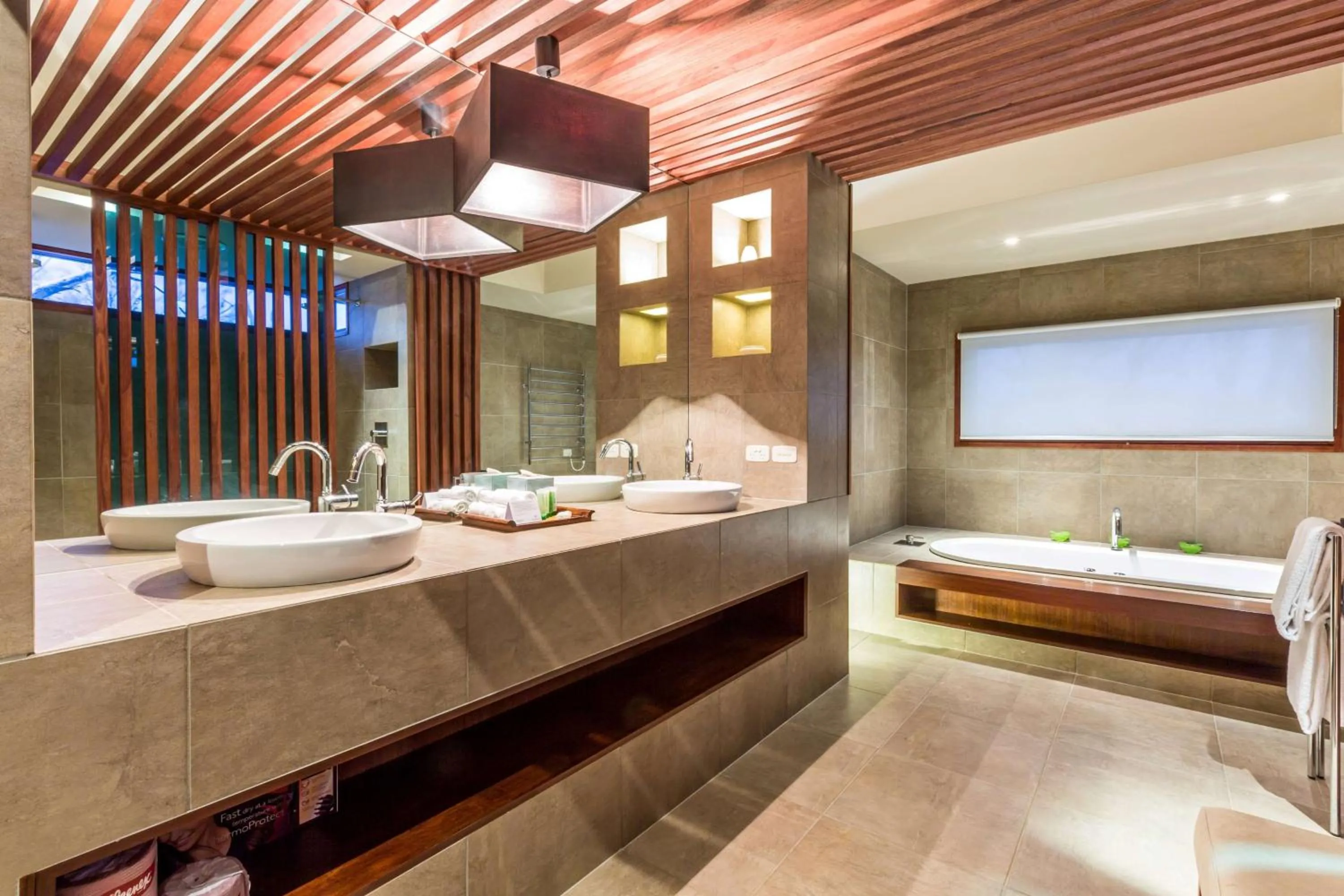 Bathroom, Bed in Club Wyndham Dinner Plain, Trademark Collection by Wyndham