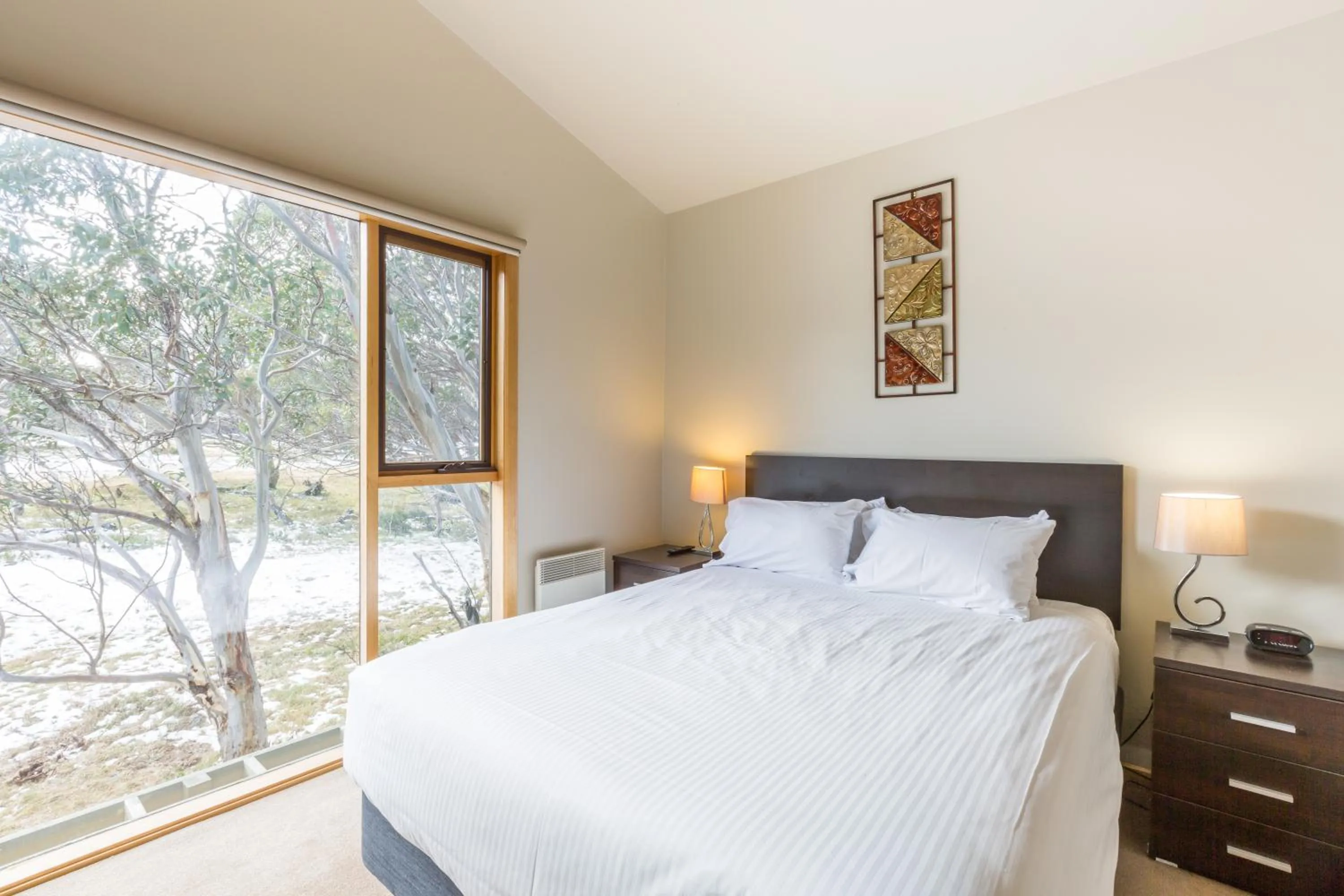 Bedroom, Bed in Club Wyndham Dinner Plain, Trademark Collection by Wyndham