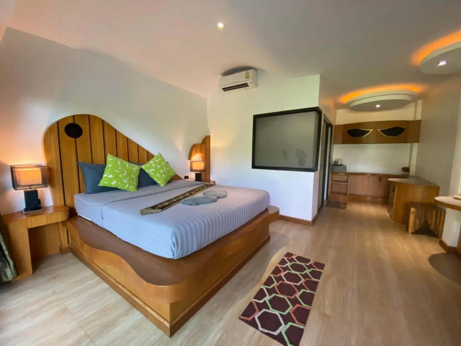 Photo of the whole room, Bed in AC 2 Resort