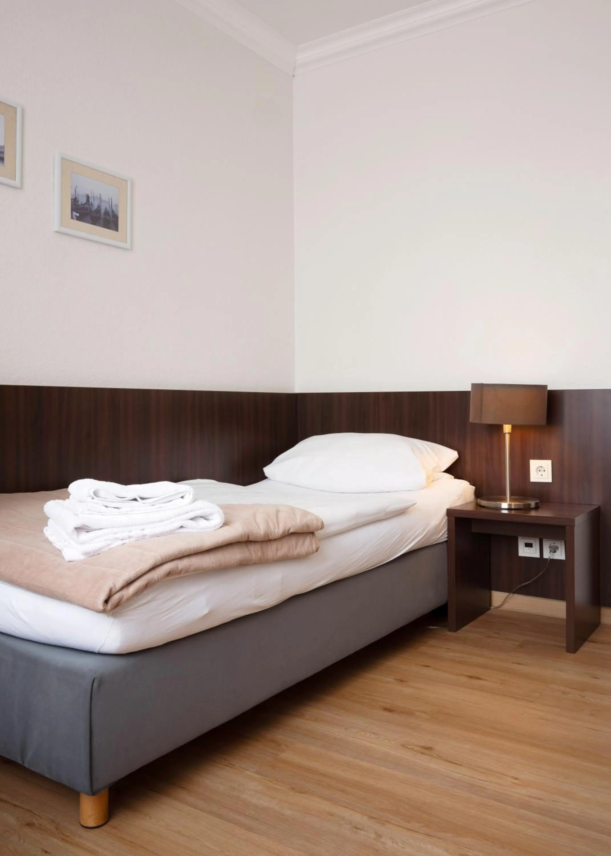 Bed in Hotel Mercedes City