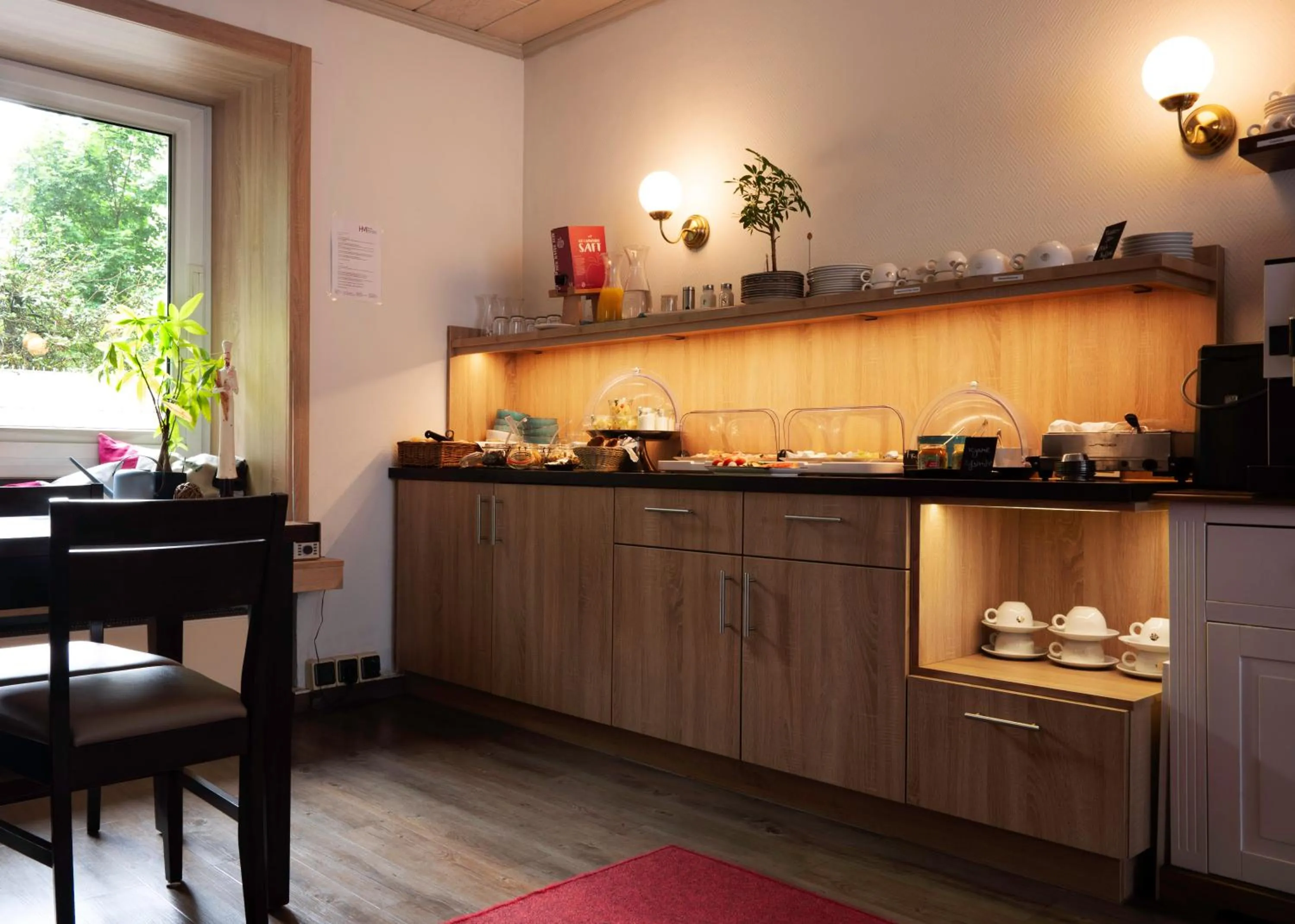 Breakfast in Hotel Mercedes City