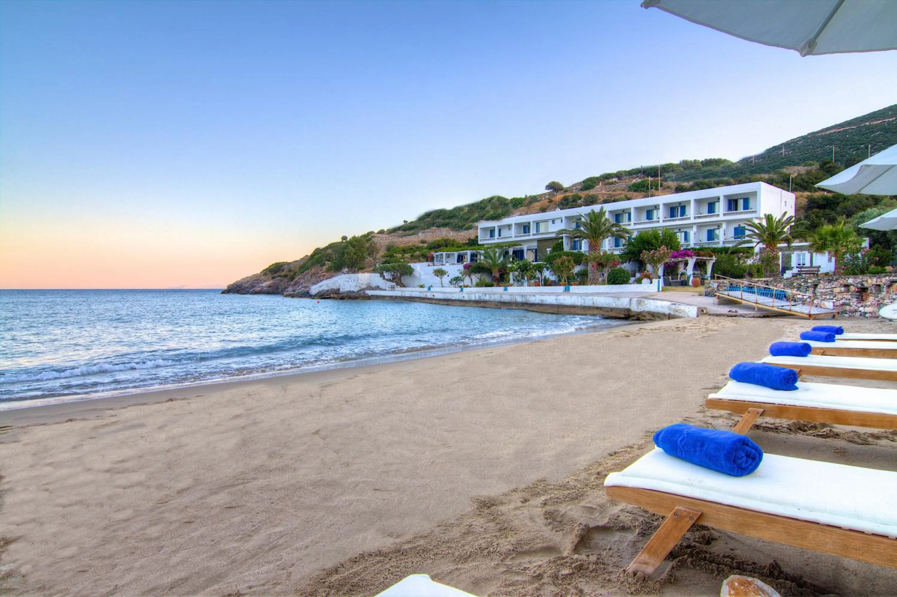 Beach in Platys Gialos Hotel Sifnos