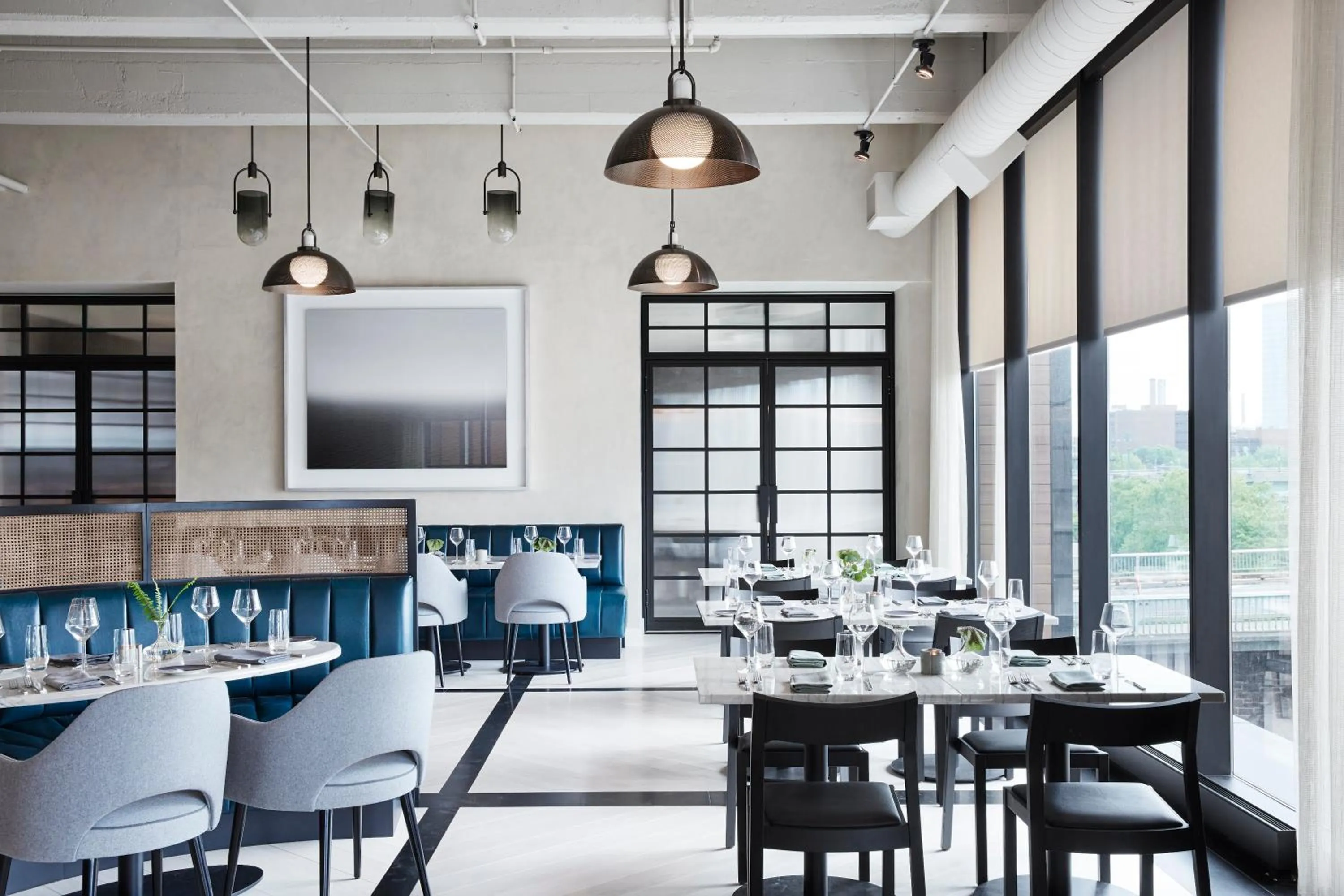 Restaurant/places to eat in Fitler Club