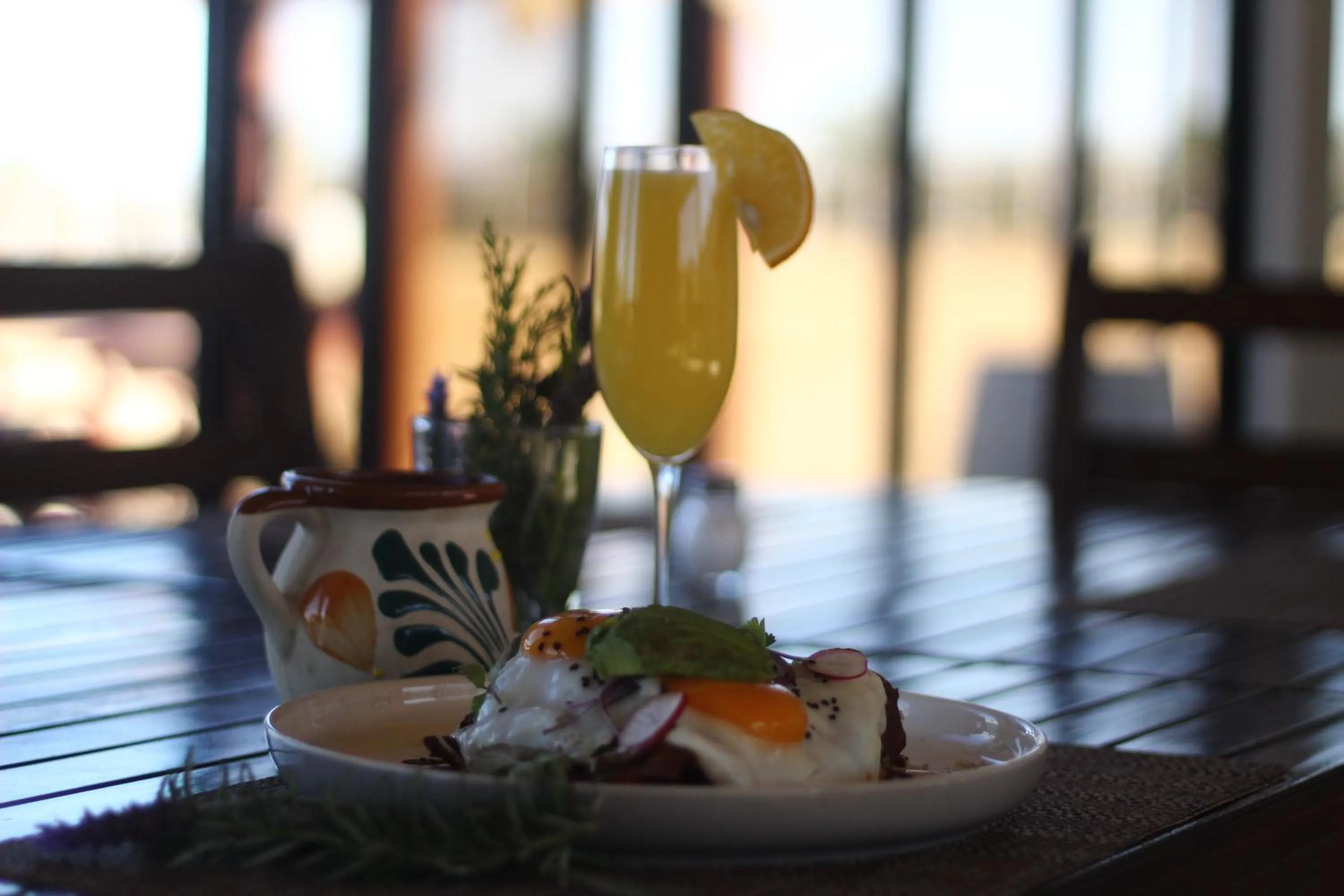 Restaurant/places to eat in Entrevalle Hotel Boutique