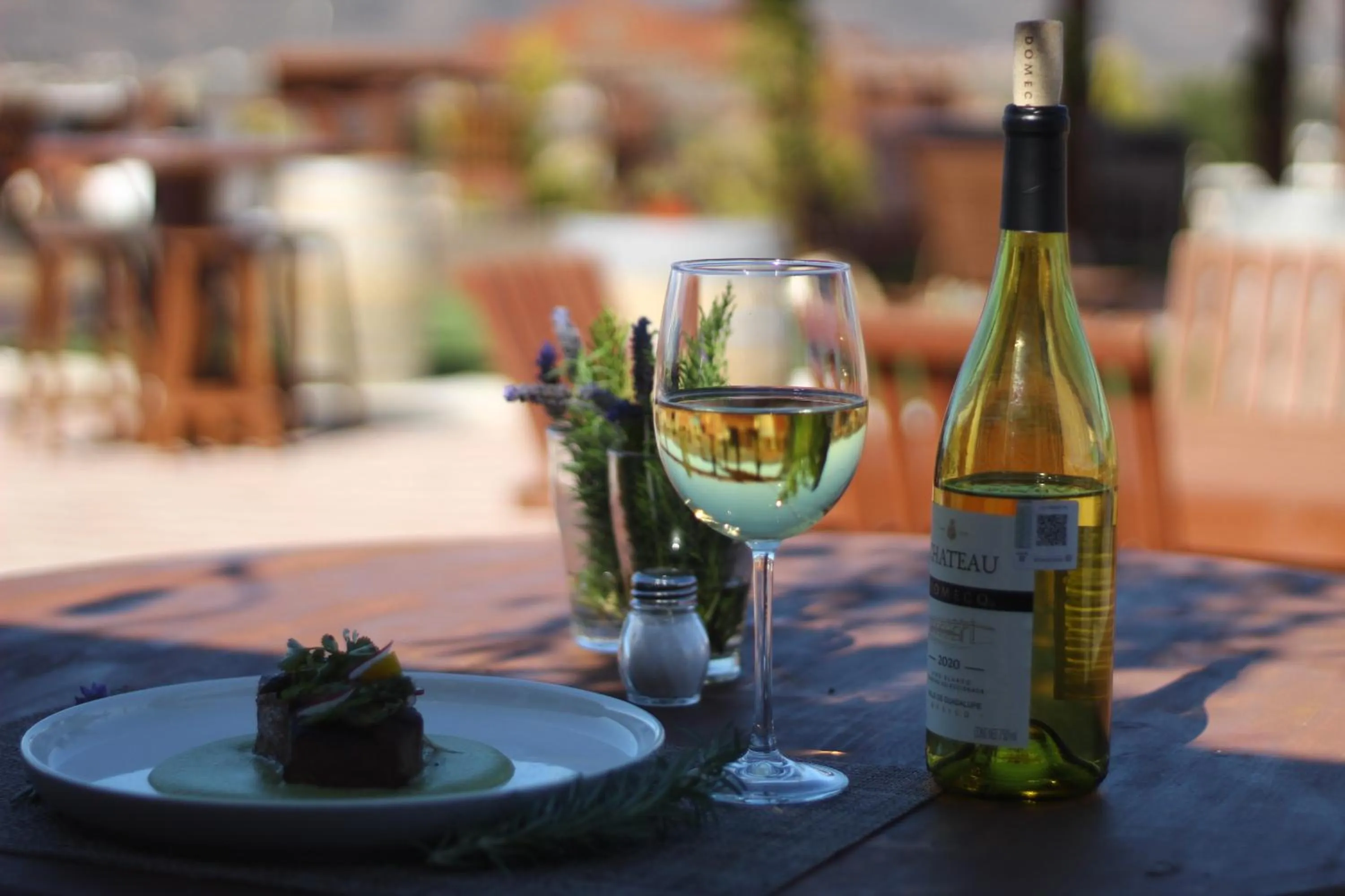 Restaurant/places to eat in Entrevalle Hotel Boutique