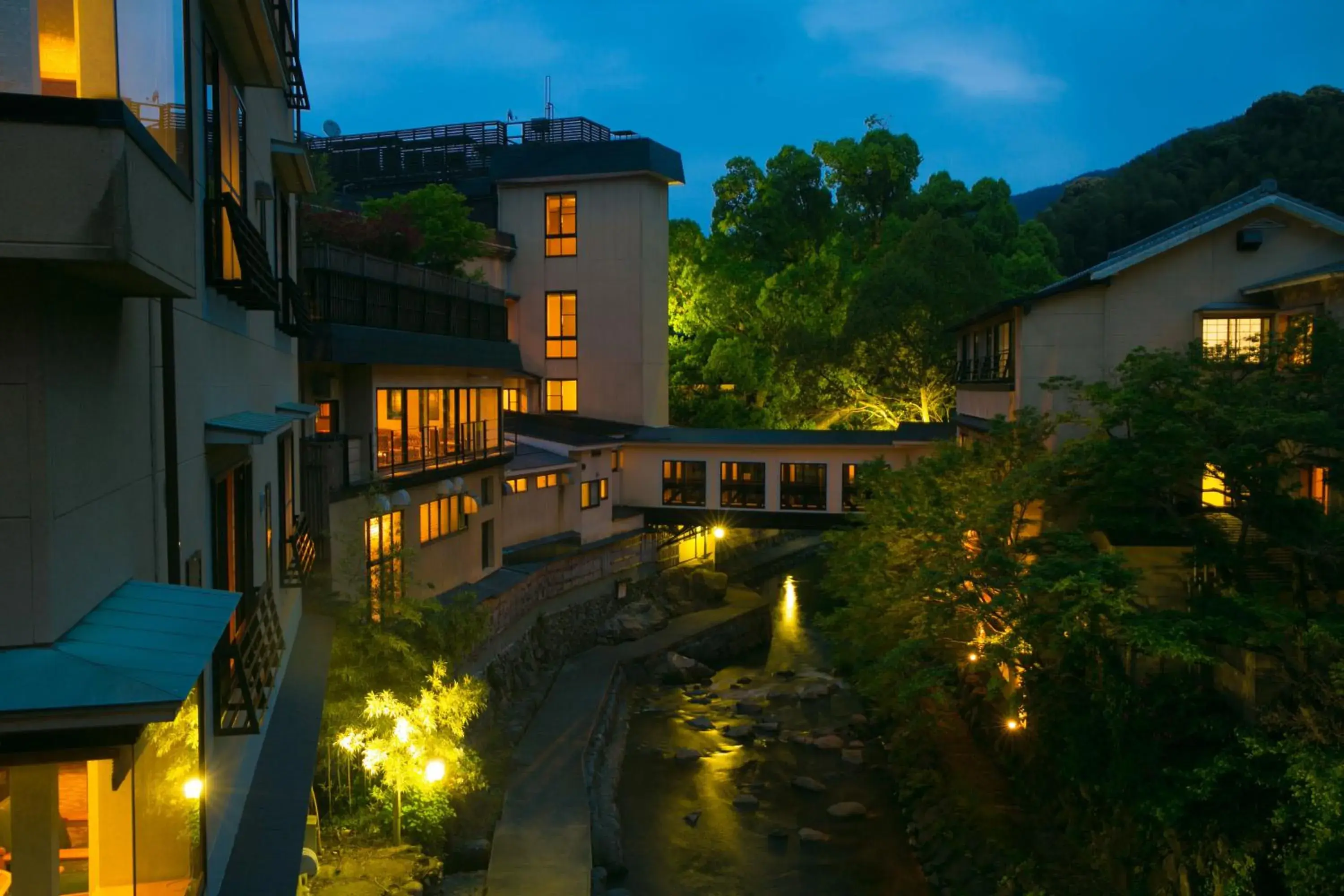 Property building in Nansuikaku Property building in Nansuikaku