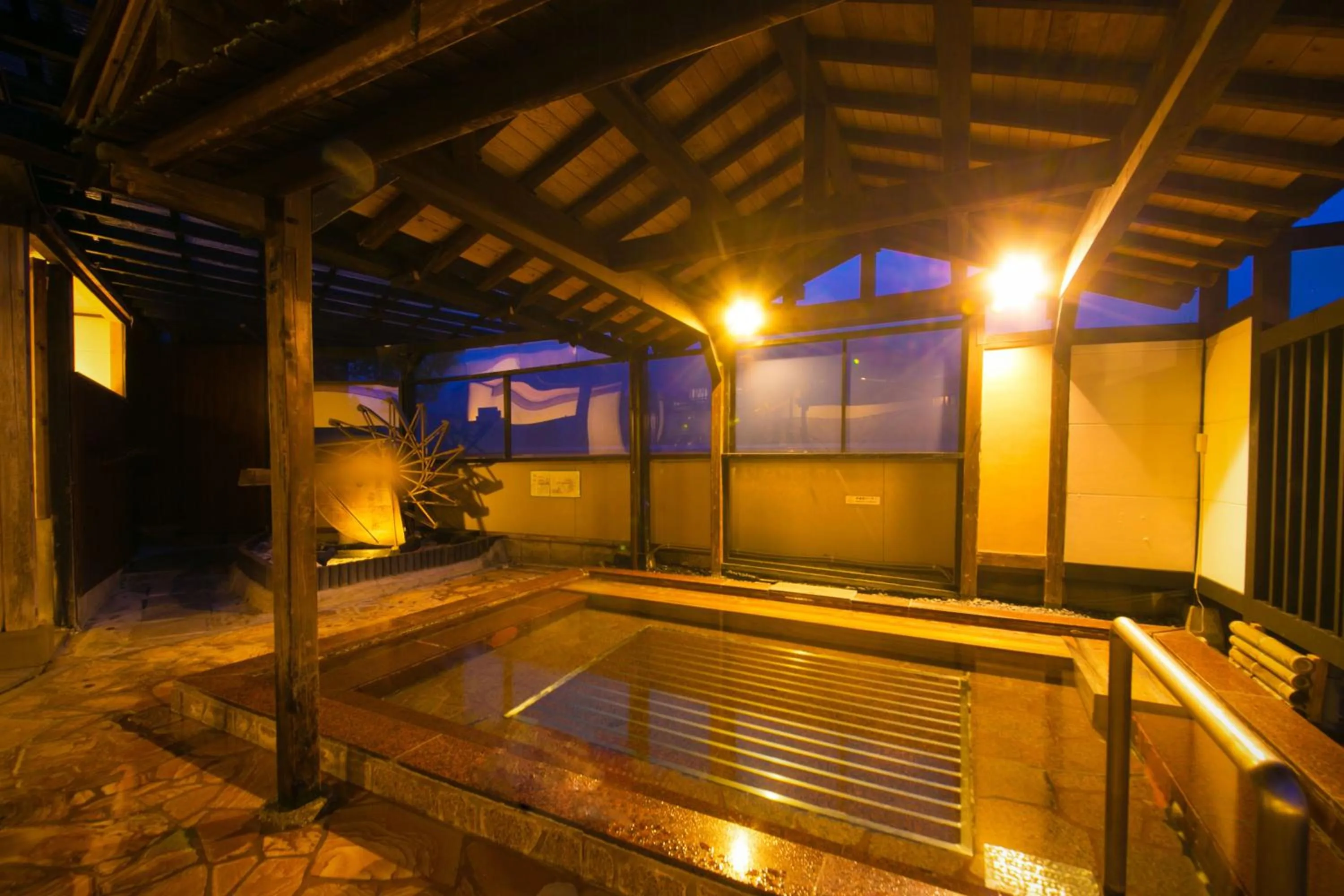 Hot Spring Bath in Nansuikaku