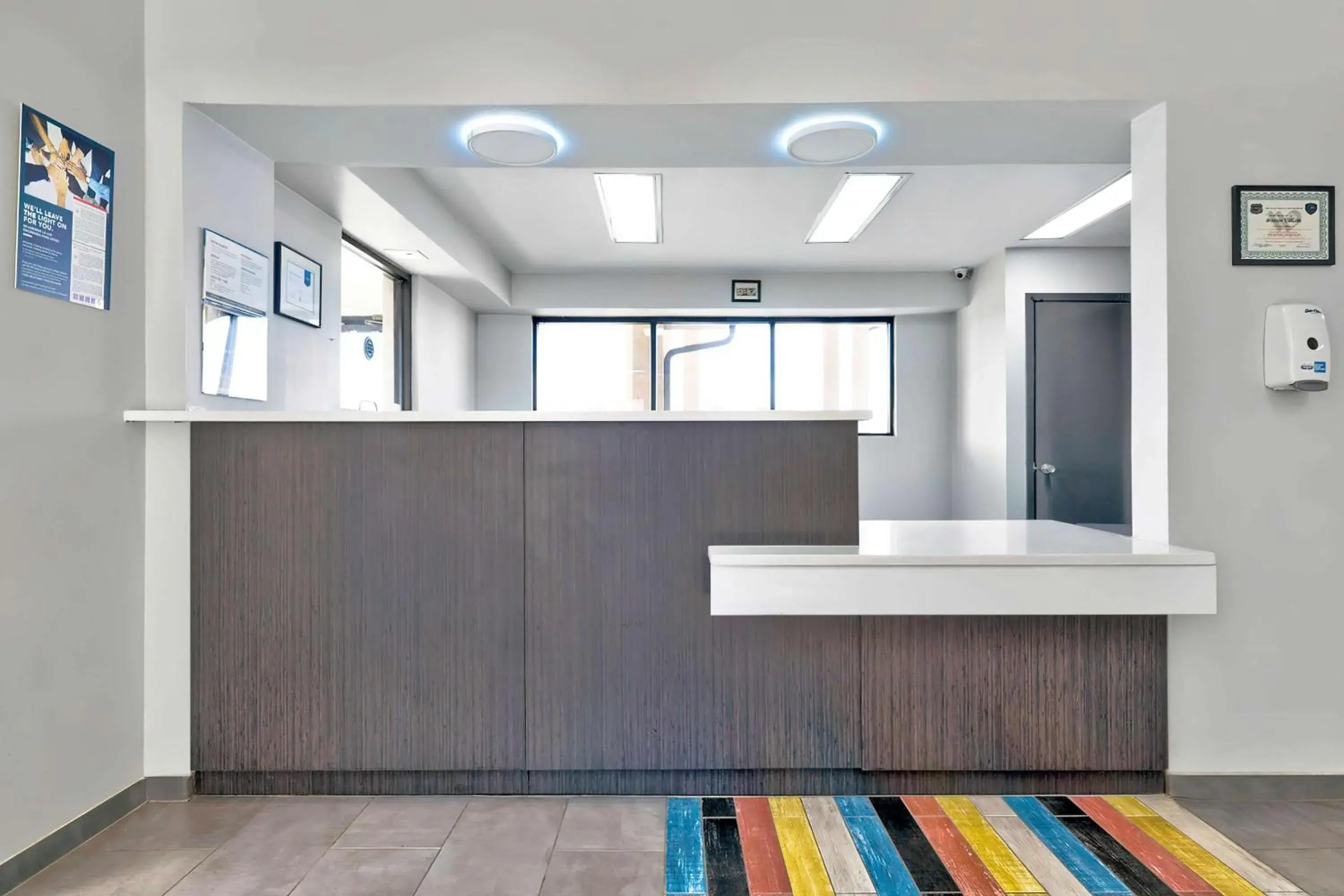 Lobby or reception in Studio 6 Waco TX - Downtown - Baylor Lobby or reception in Studio 6 Waco TX - Downtown - Baylor