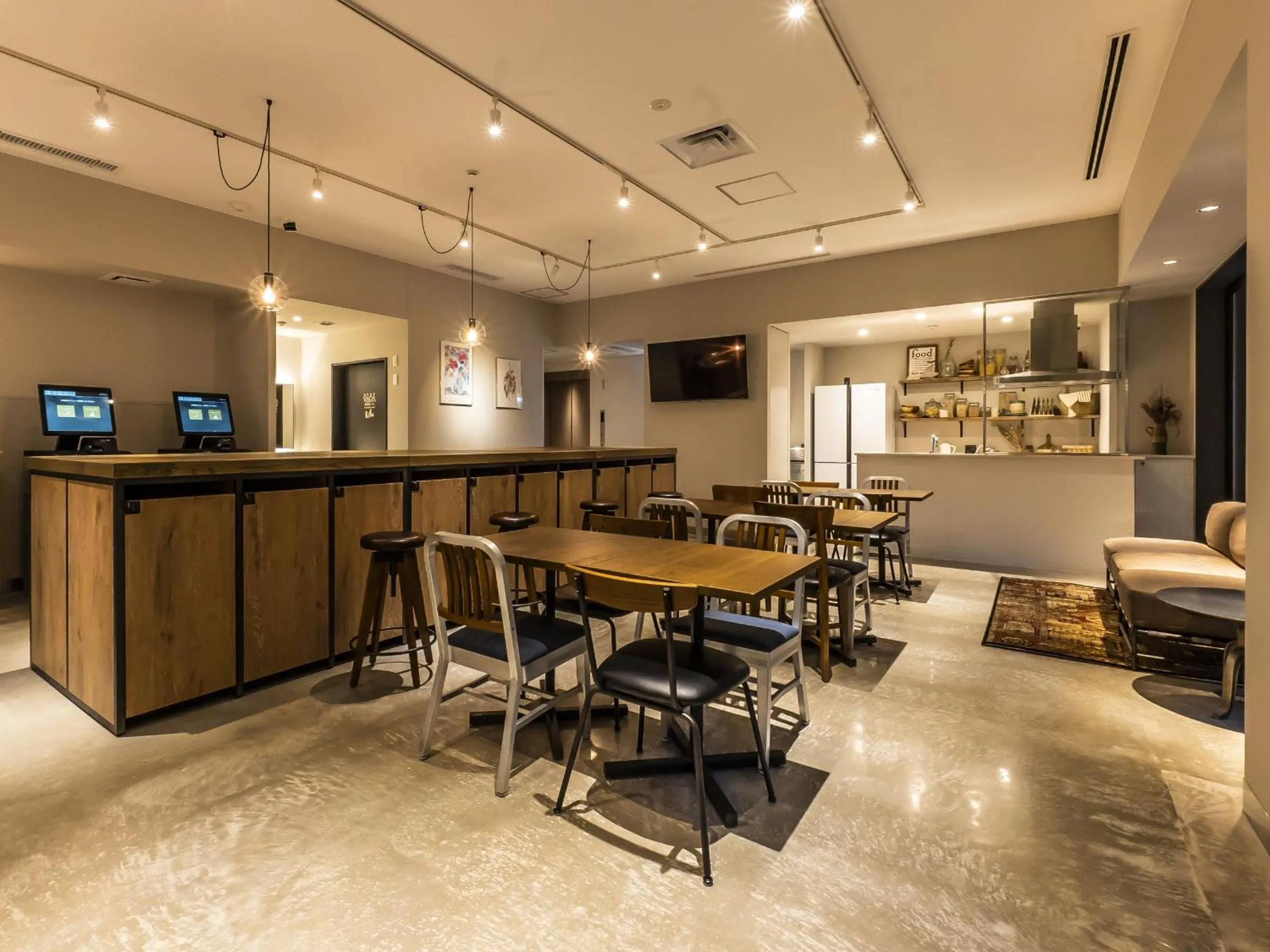 Communal lounge/ TV room in Bay Hotel Tokyo Hamamatsucho