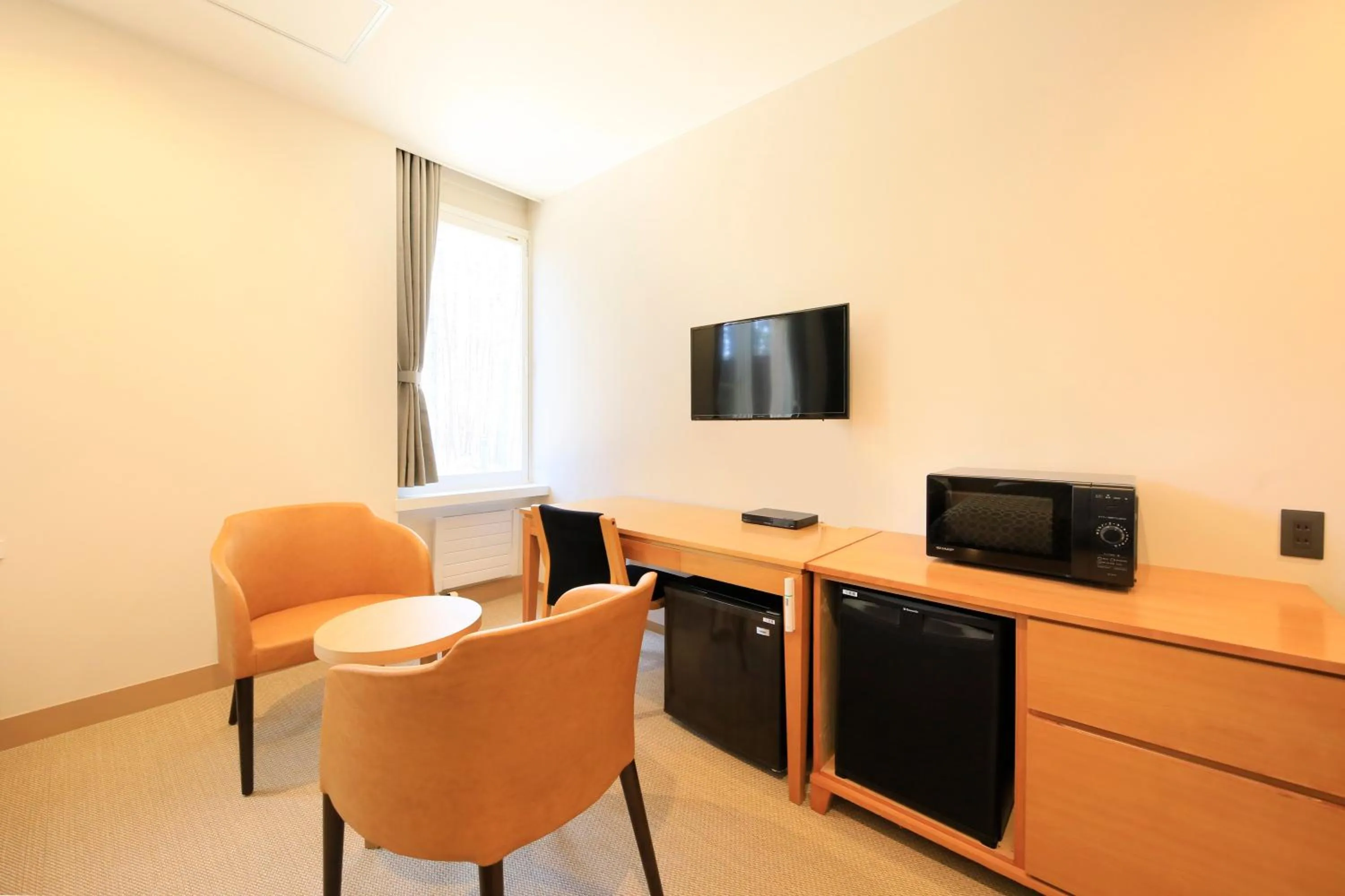 Photo of the whole room in Yutorelo Tateshina Hotel with DOGS